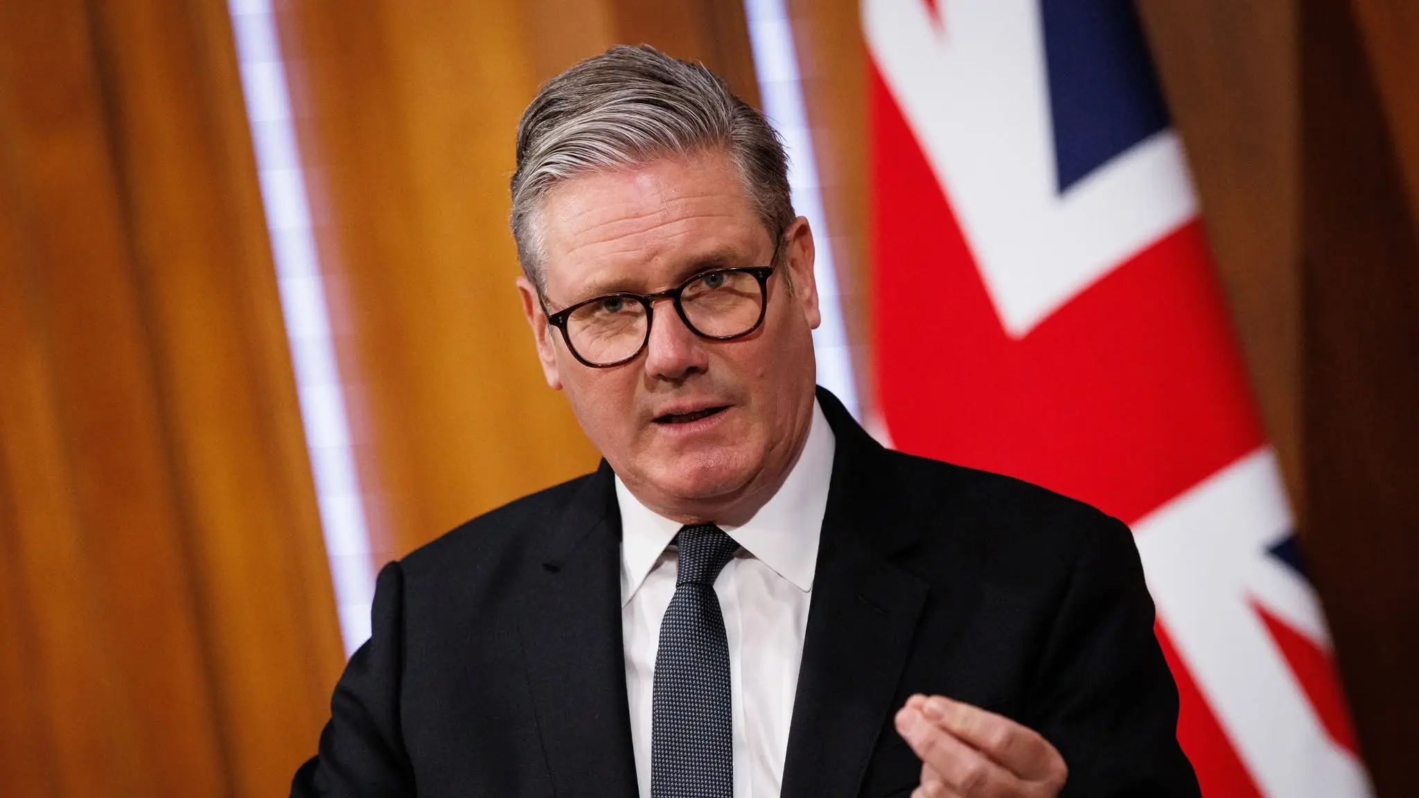 Man arrested on suspicion of arson after fires at Keir Starmer's home