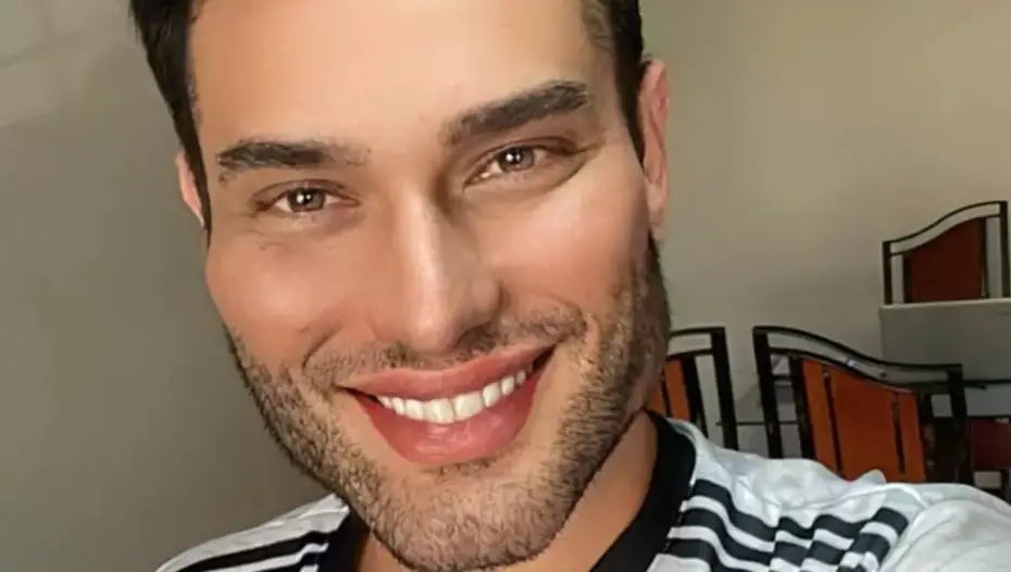 'Living Nostradamus' Athos Salomè also has an alien invasion prediction (Instagram/athos_salome)