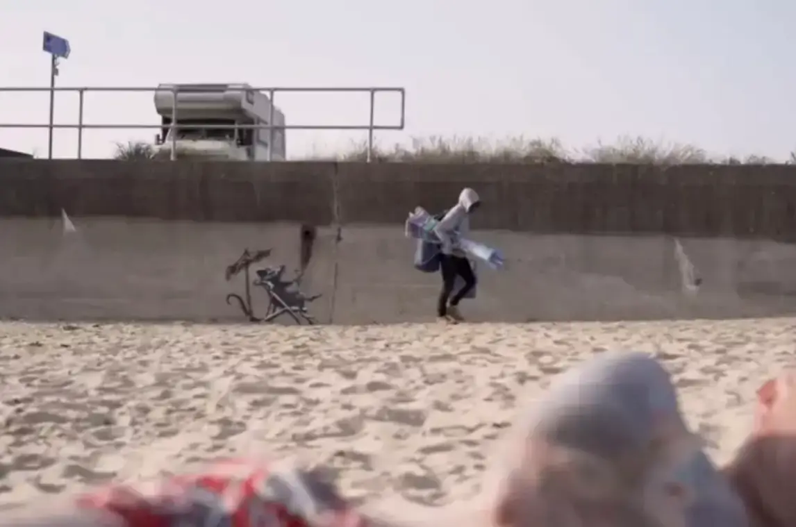 The elusive spray painter has only ever given fans glimpses of his appearance (Instagram/@banksy)