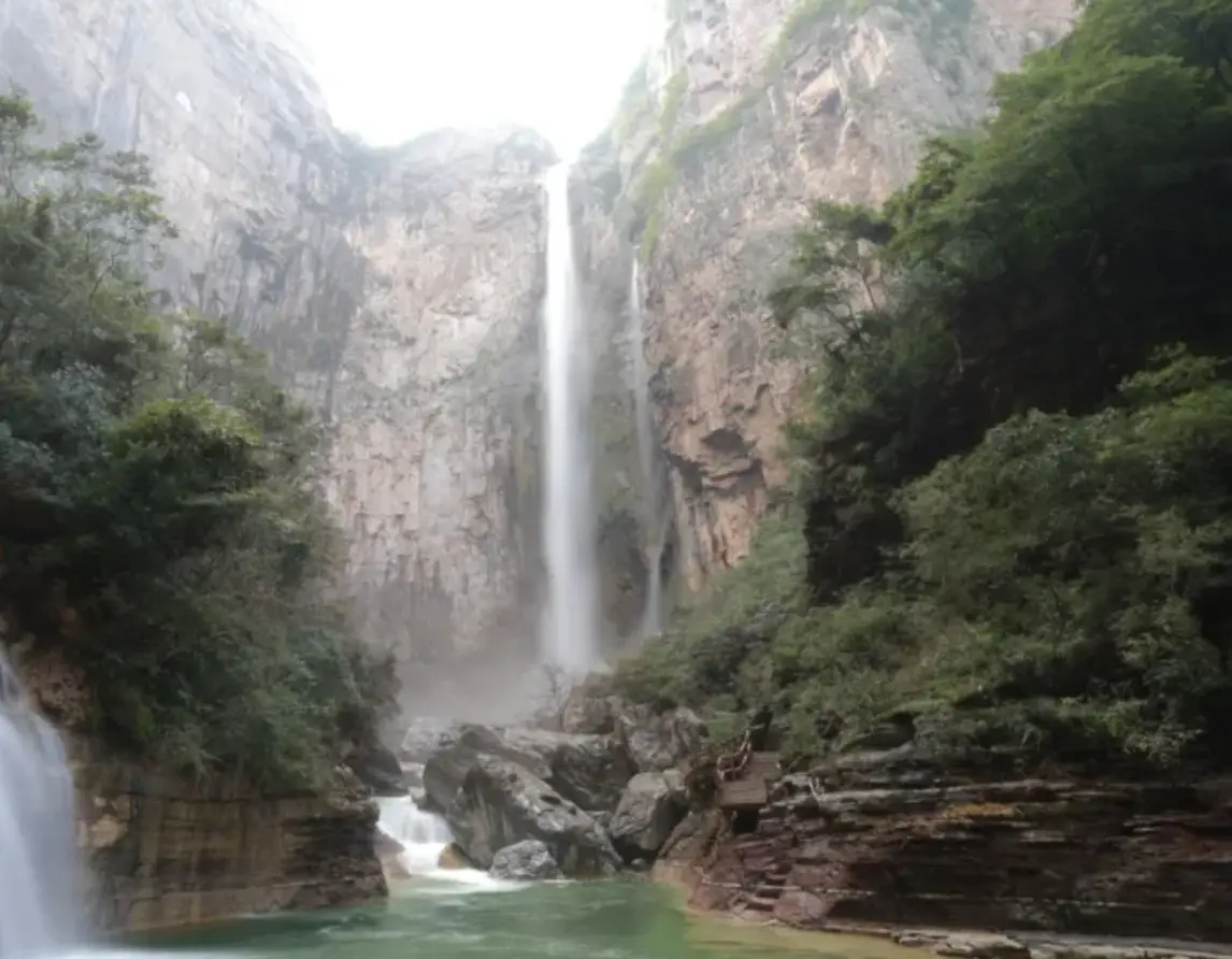 It's a major tourist attraction but it might not be as it seems. (Yuntai Mountain Net)