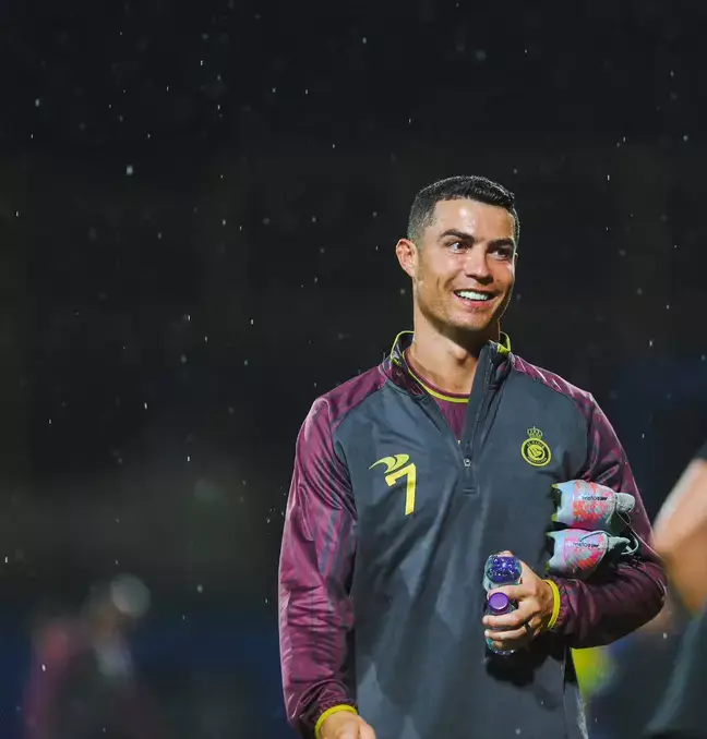 Ronaldo will be in the clear if he says sorry or just never goes to Iran ever again.