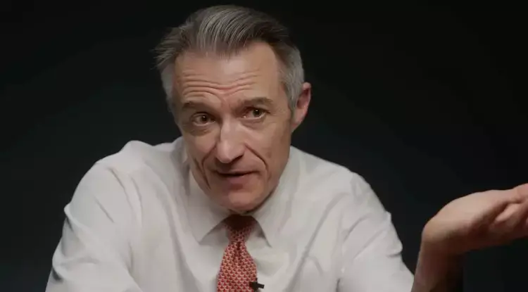 James Sexton said he'd seen one thing above all bring down marriages, and it always started small (YouTube/LADbible)