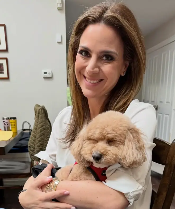 Jackie and her pup, Friday (Instagram/@jackie_deangelis)