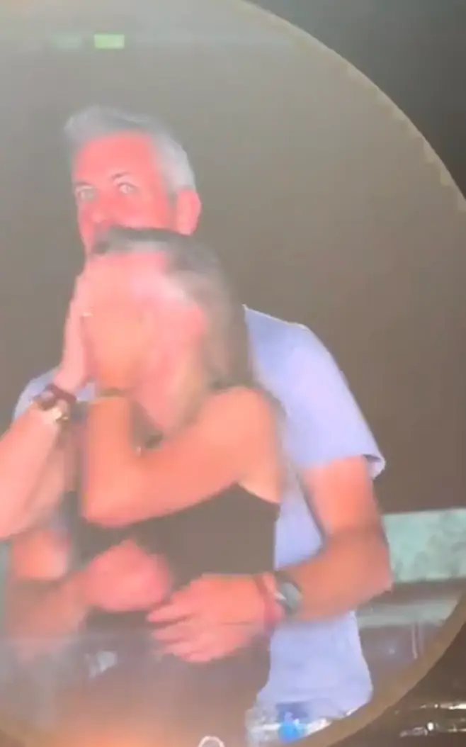 The woman could be seen covering her face (TikTok/@instaagraace)