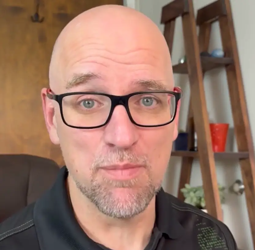 Does saying 'I love you' mean less if you say it more often? (TikTok/what_healthy_couples_do)