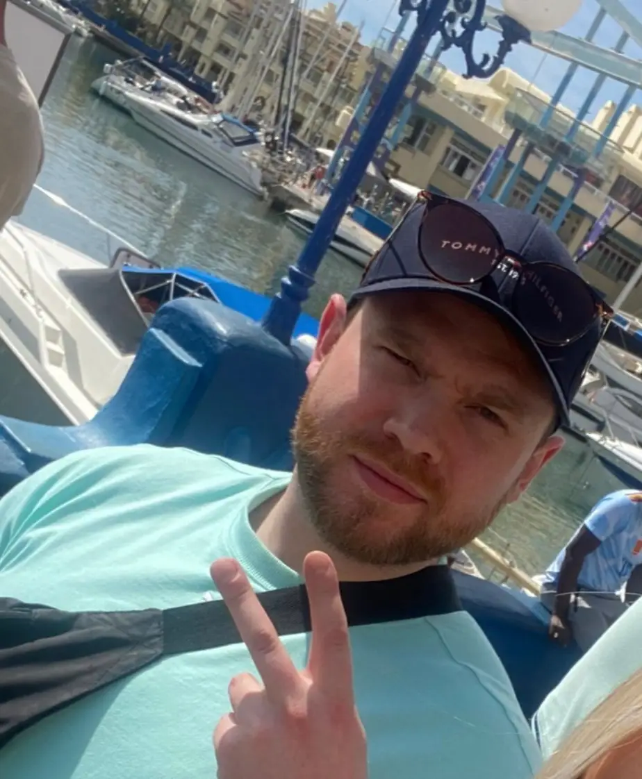 Laurie has vowed to continue fighting for answers about what happened to the 28-year-old (Just Giving)