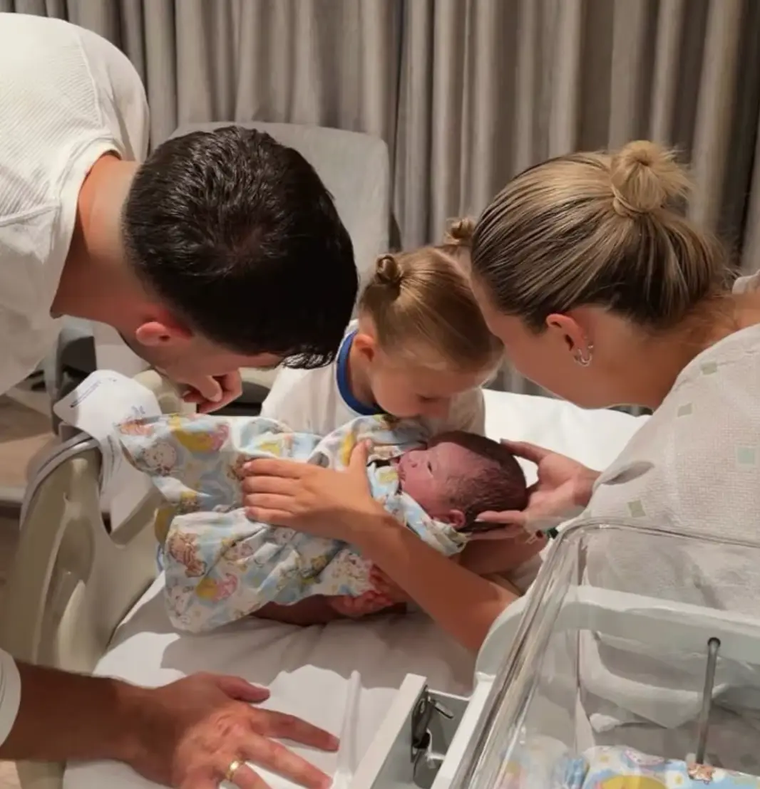 They recently shared a sweet video of Bambi meeting her little brother. (mollymae/Instagram)
