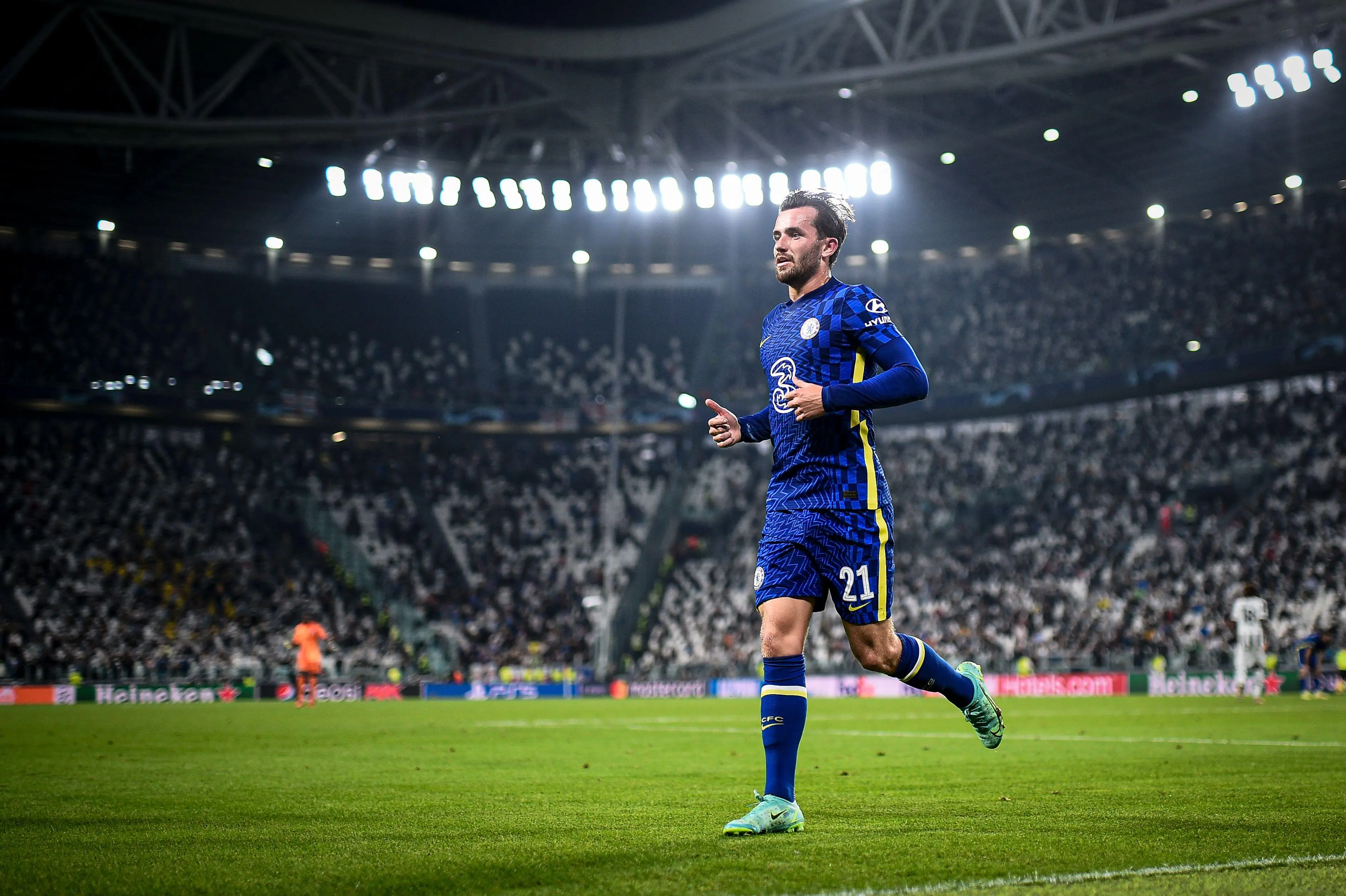 Ben Chilwell of Chelsea FC look on during the UEFA Champions League football match between Juventus FC and Chelsea FC. (Alamy)