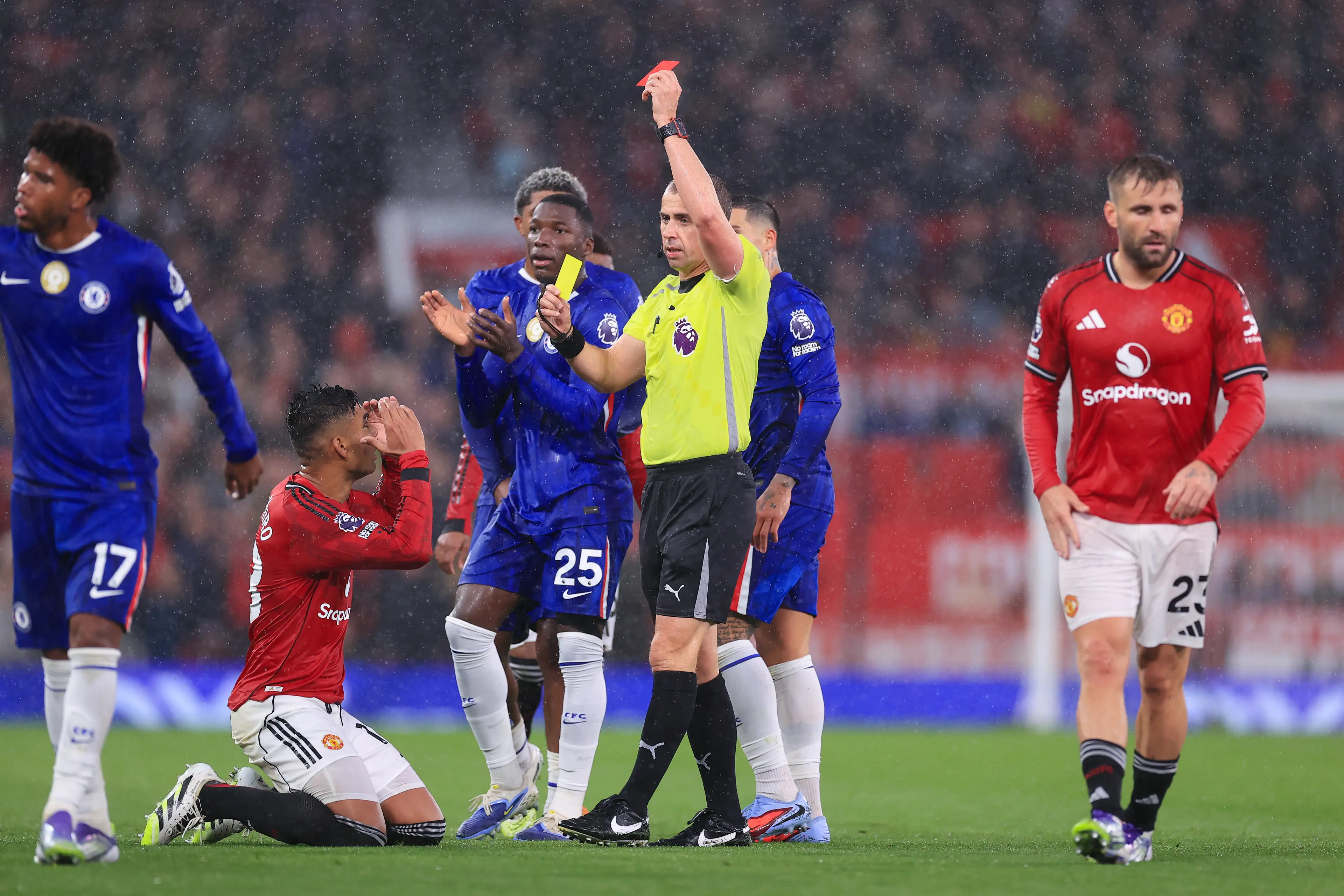 Casemiro was sent off against Chelsea. Image: Getty 