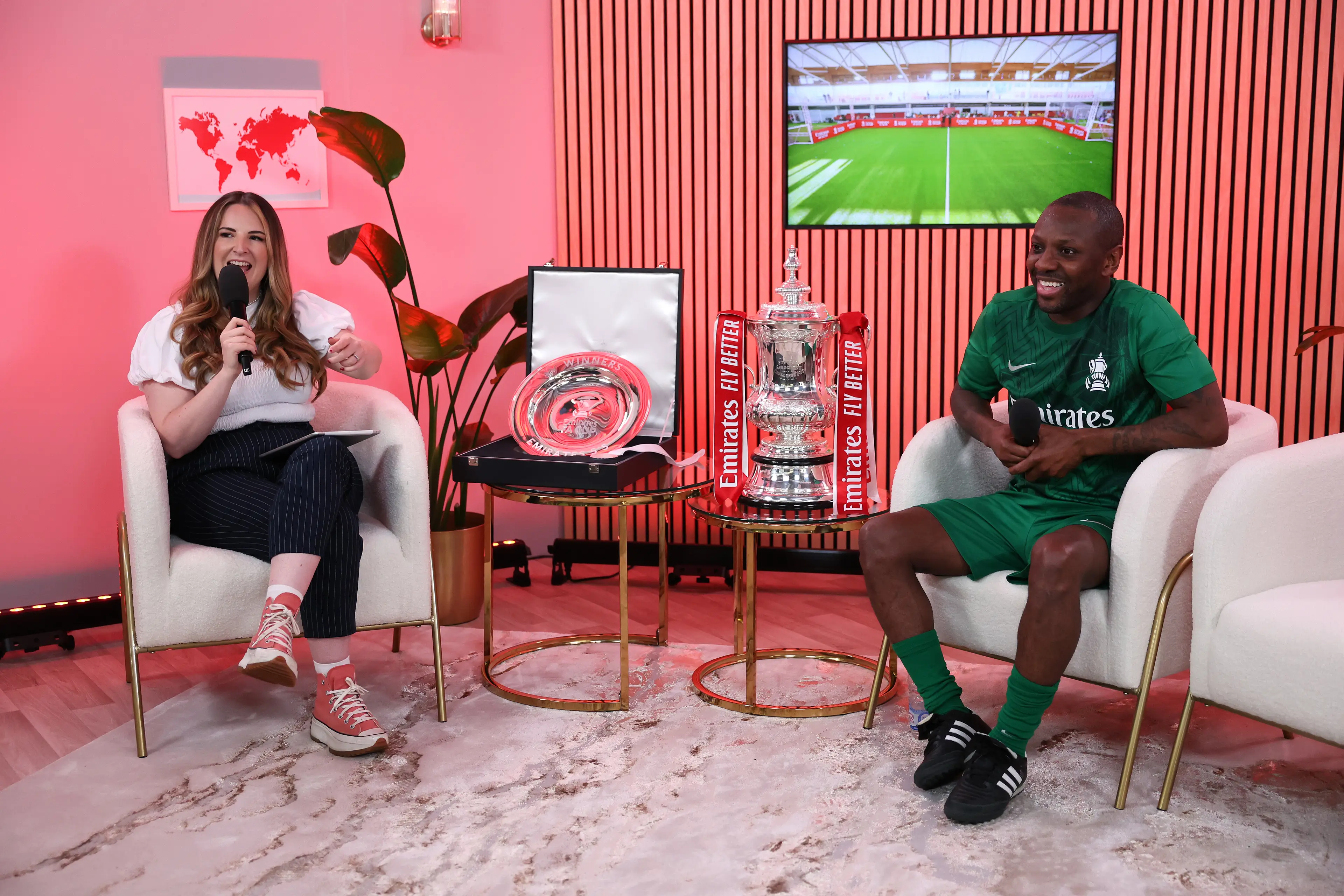 Shaun behind the scenes at the Emirates 5s last month.