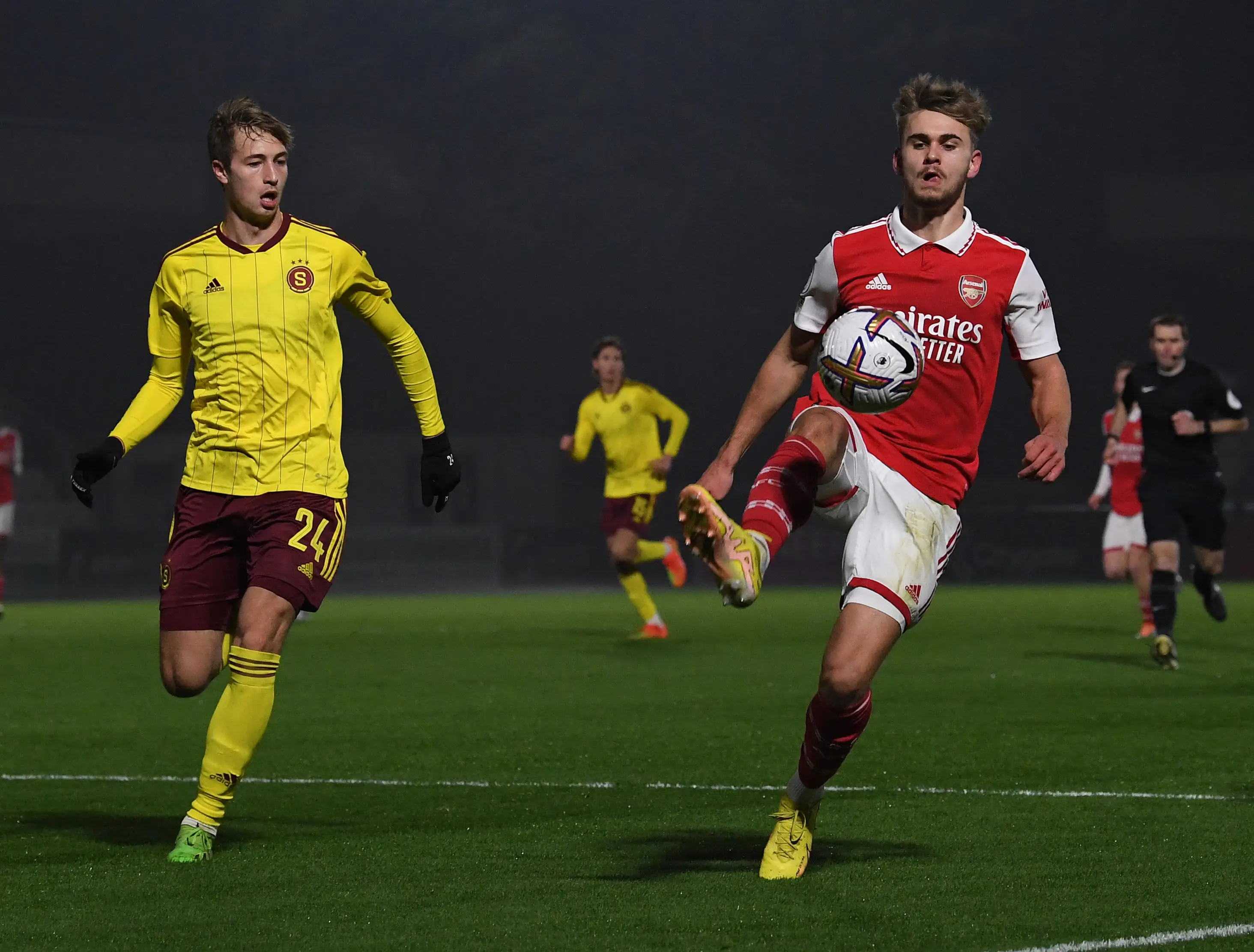 Billy Vigar during an Arsenal youth game against Sparta Prague. Image: Getty 