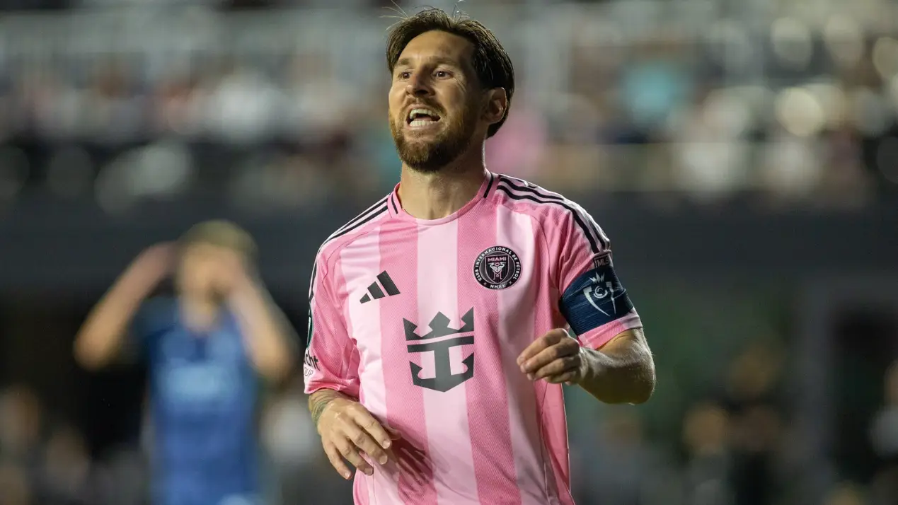 Lionel Messi makes Inter Miami contract decision amid Barcelona return rumours