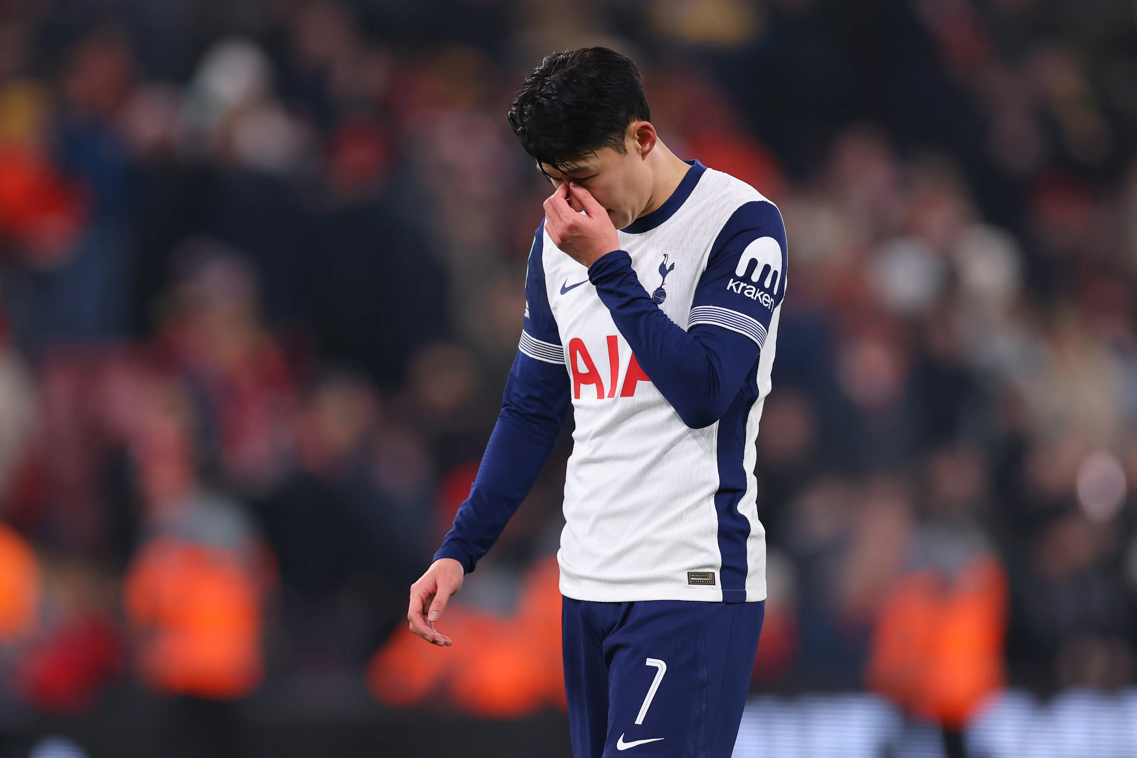 Son Heung-min cuts a frustrated figure against Liverpool. Image: Getty 
