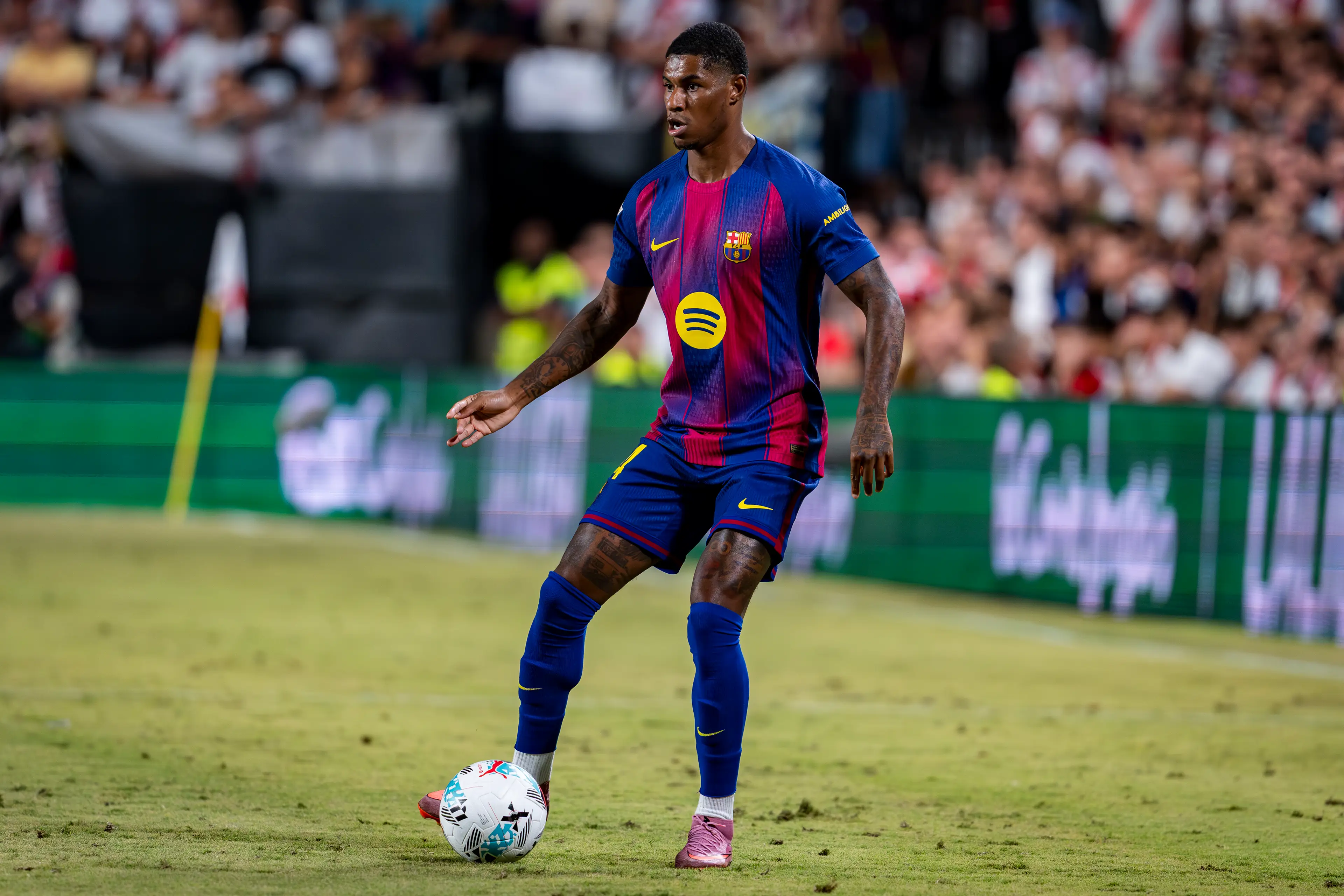 Marcus Rashford playing for Barcelona (Image: Getty