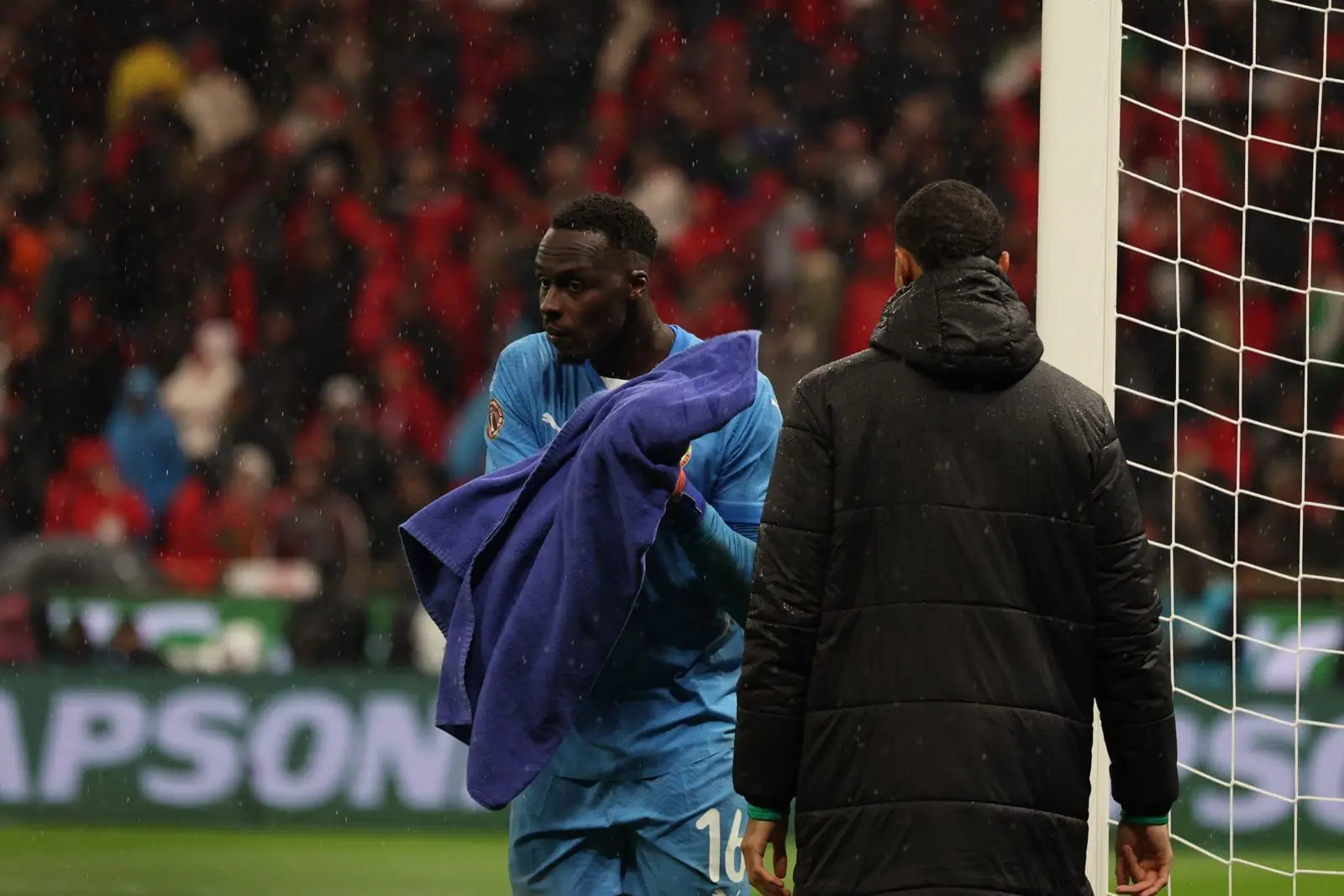 Morocco ball boys attempted to confiscate Senegal goalkeeper Edouard Mendy's towel (Image: Getty)