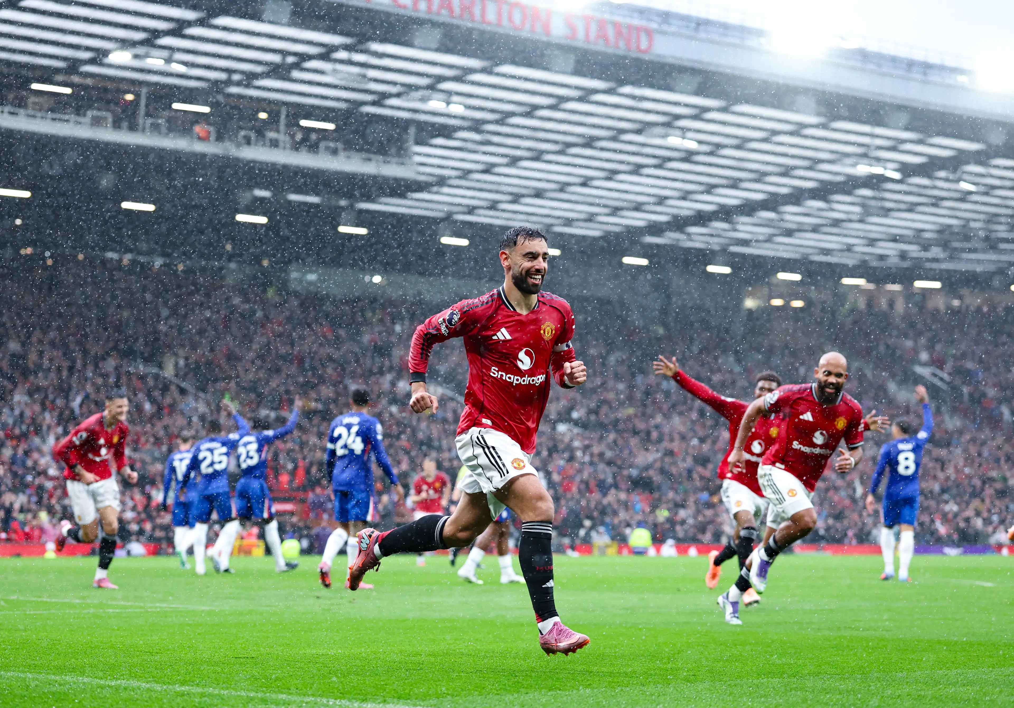 Bruno Fernandes scored as Manchester United beat Chelsea. Image: Getty