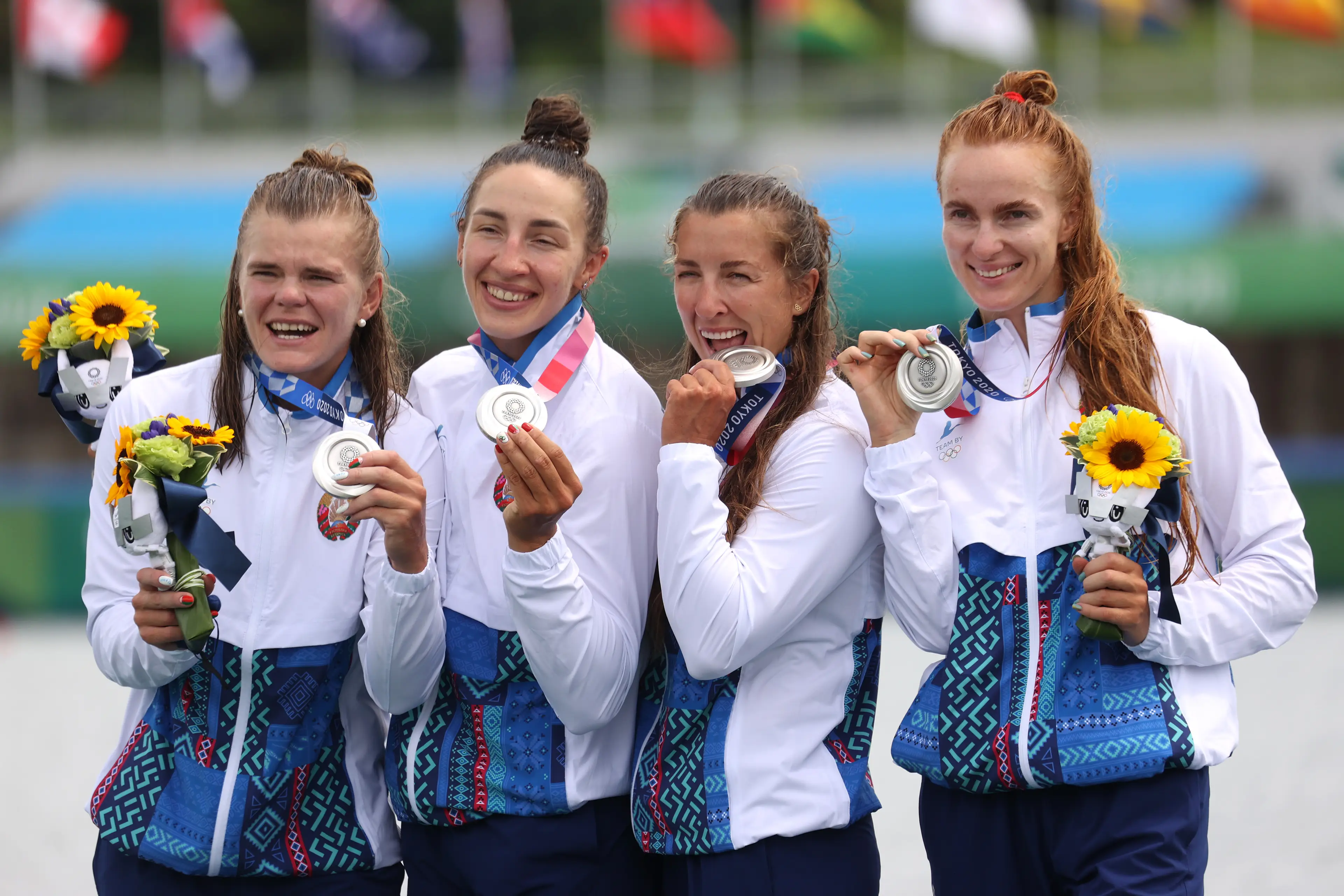 Silver medalists Marharyta Makhneva, Nadzeya Papok, Volha Khudzenka and Maryna Litvinchuk of Team Belarus celebrate (Getty Images)