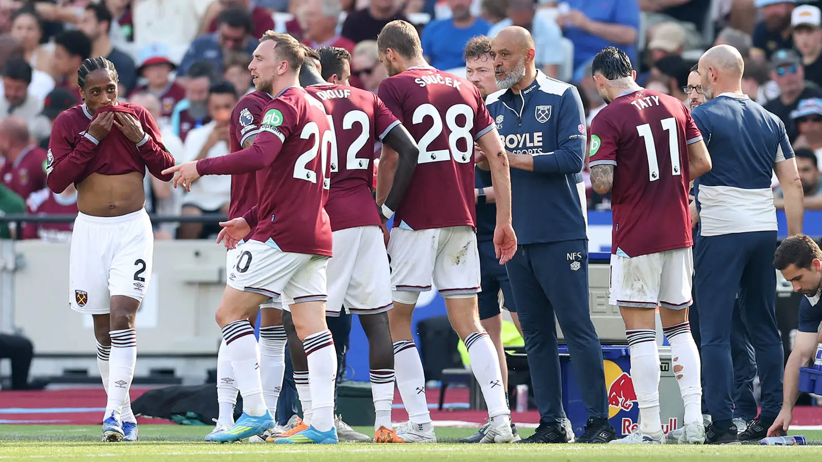 A number of West Ham players are expected to leave the club this summer (Image: Getty)