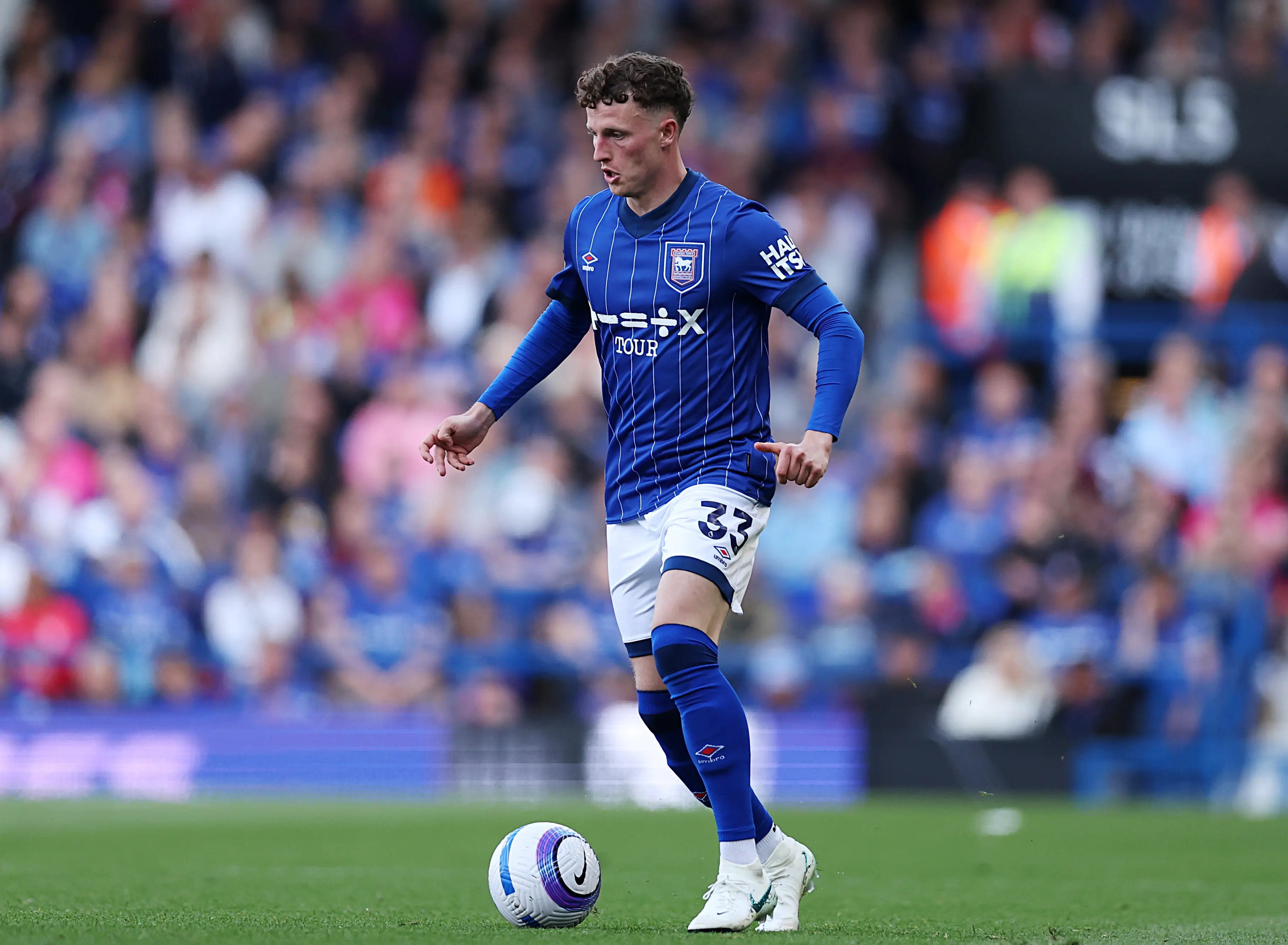 Nathan Broadhead is set to sign for Wrexham in a deal worth £7.5 million. Image: Getty