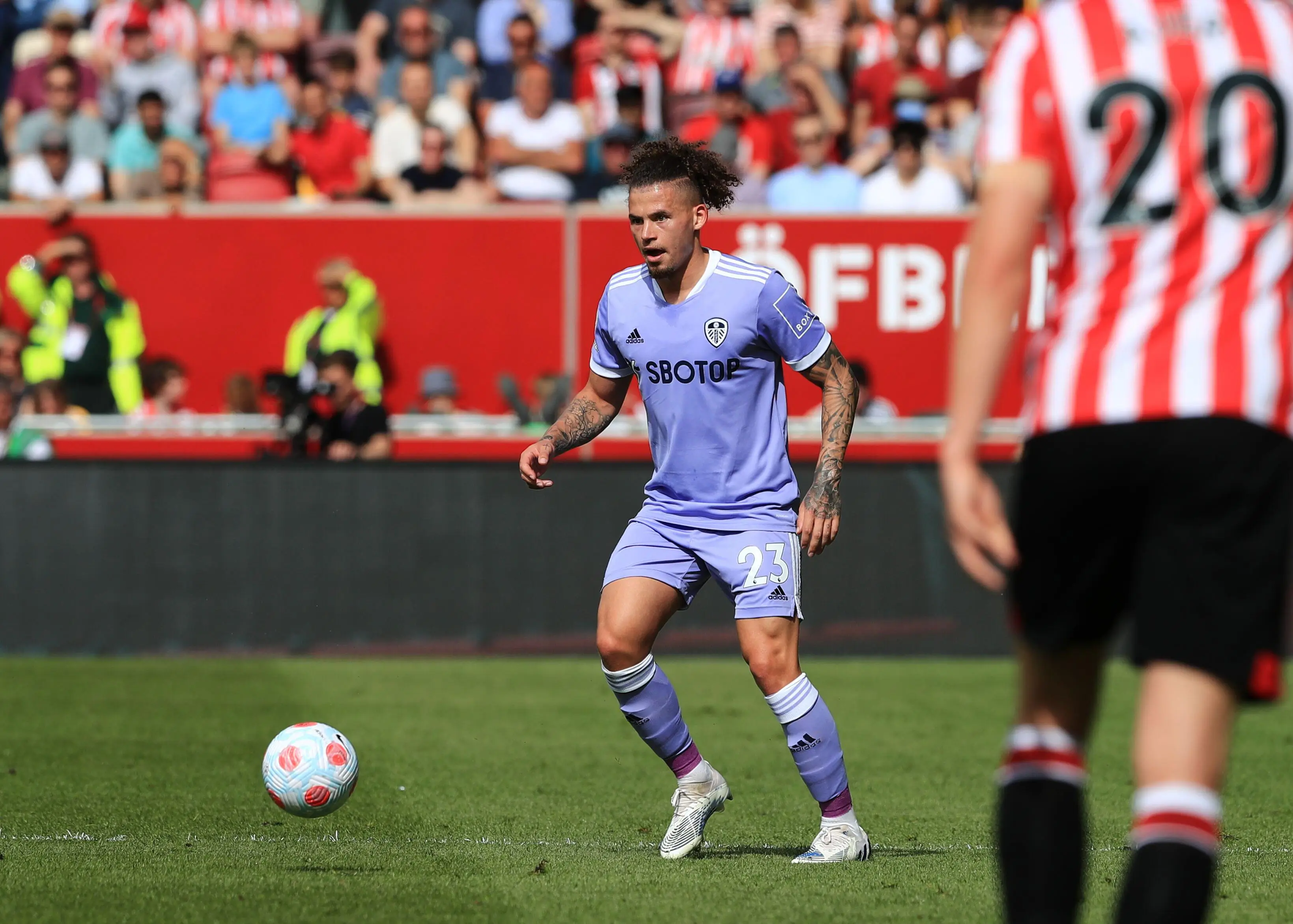 Manchester City have beaten PSG to Phillips' signing (Action Plus Sports Images / Alamy)