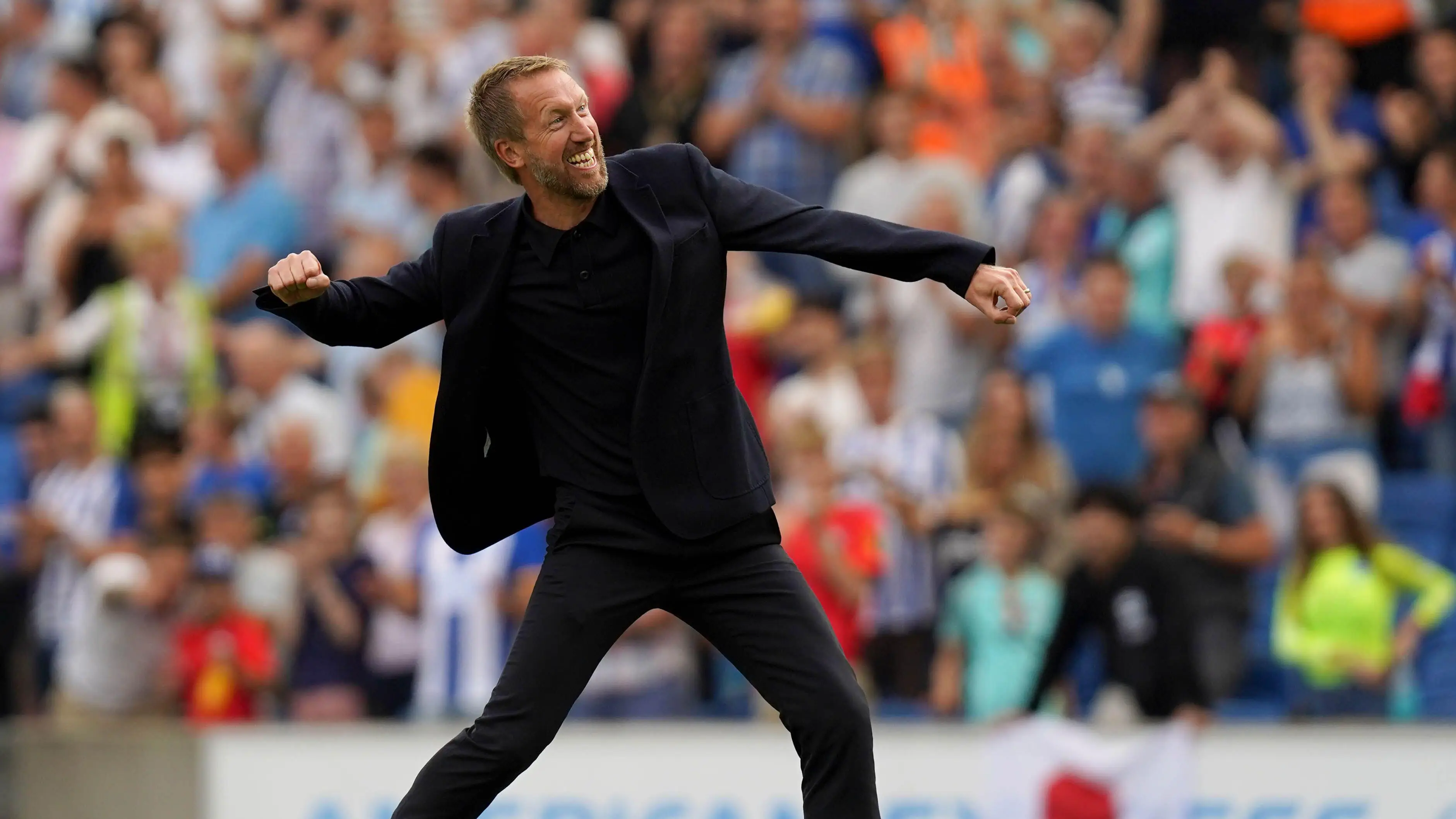 Graham Potter celebrating Brighton's win against Leeds United. (Alamy)