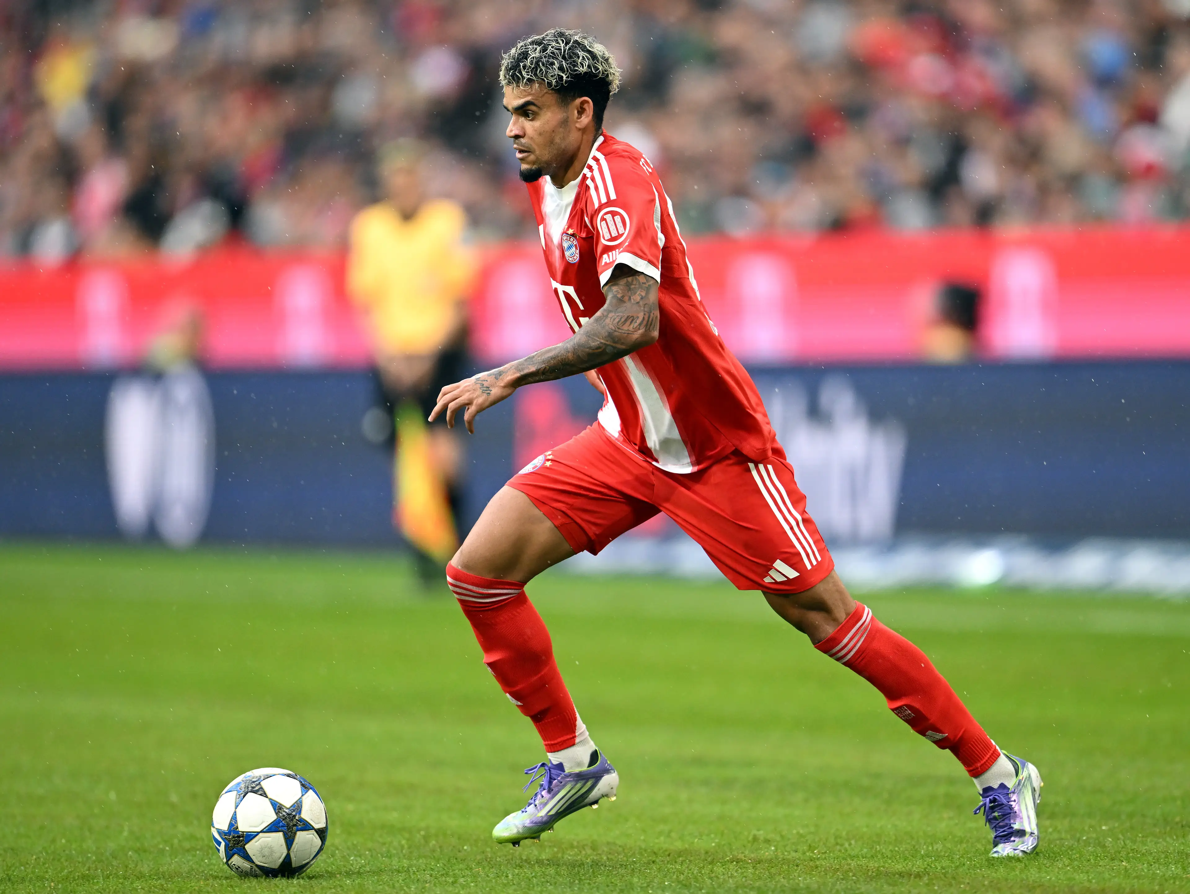 Luis Diaz in action for Bayern Munich. Image: Getty