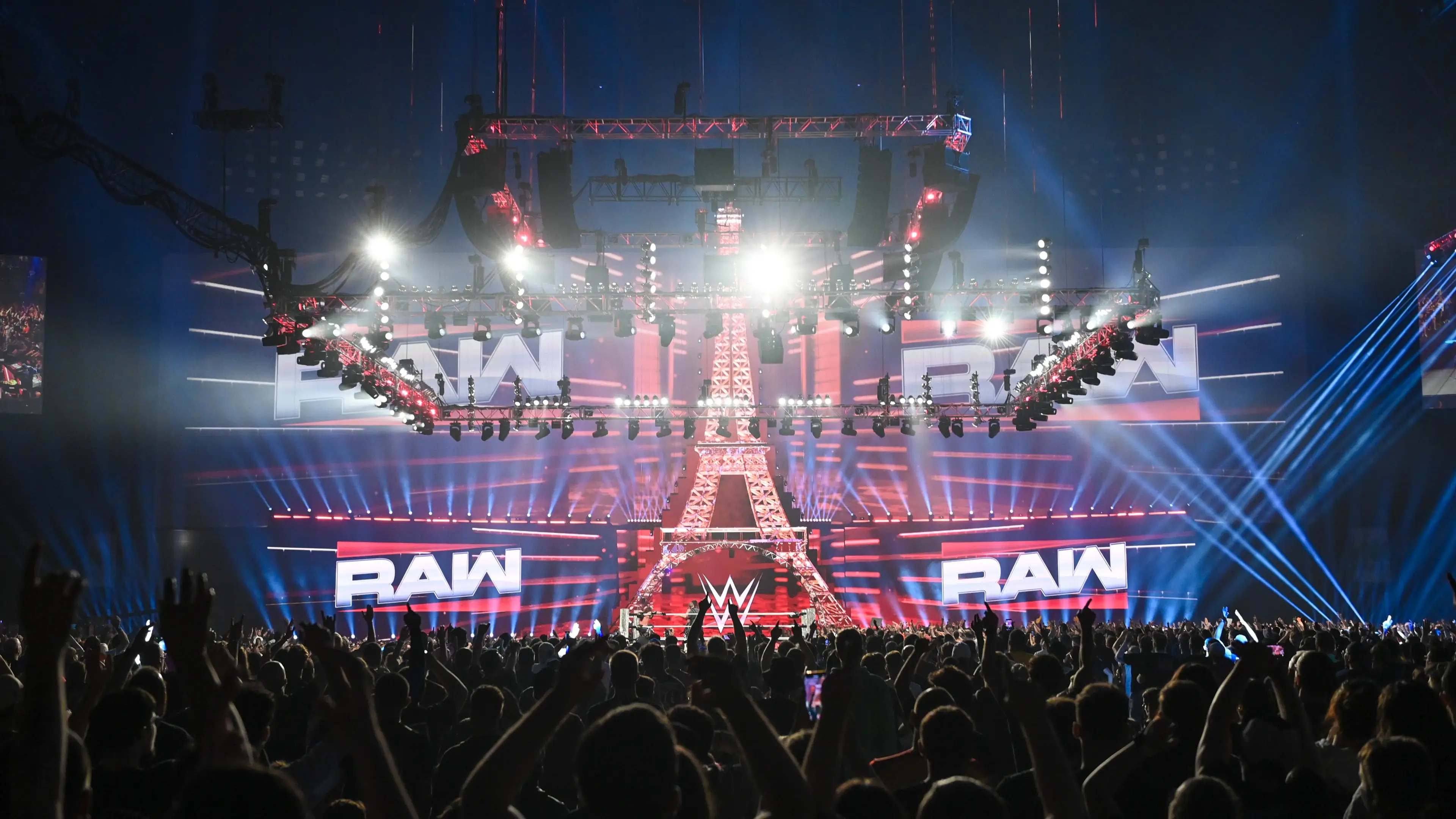 WWE Star 'Might Never Wrestle Again' due to Career-Threatening Injury