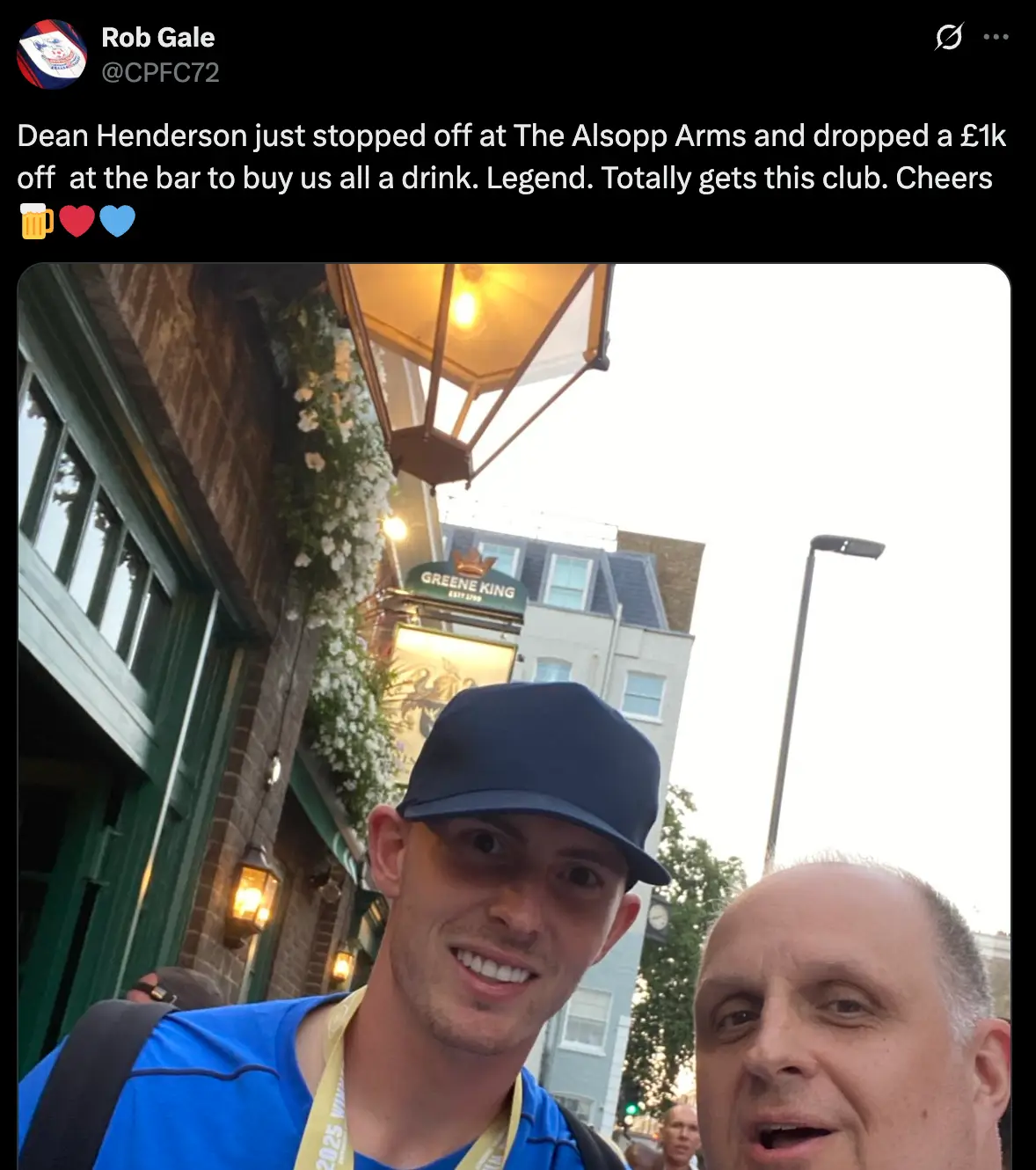 Dean Henderson pictured outside the Alsopp Arms near Wembley (Image: Twitter/@CPFC72)