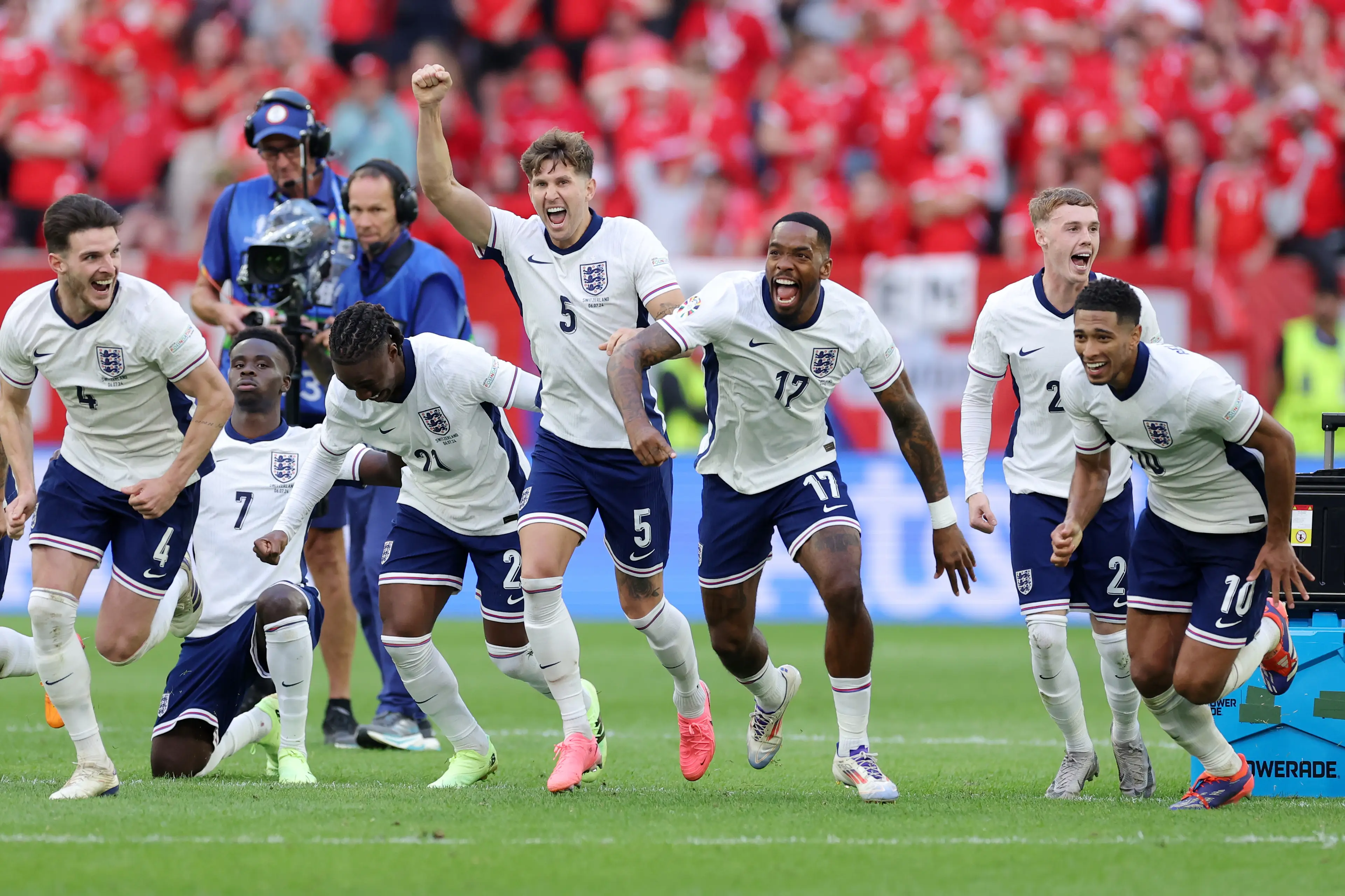 England beat Switzerland 5-3 on penalties to reach the Euro 2024 semi-final. (
