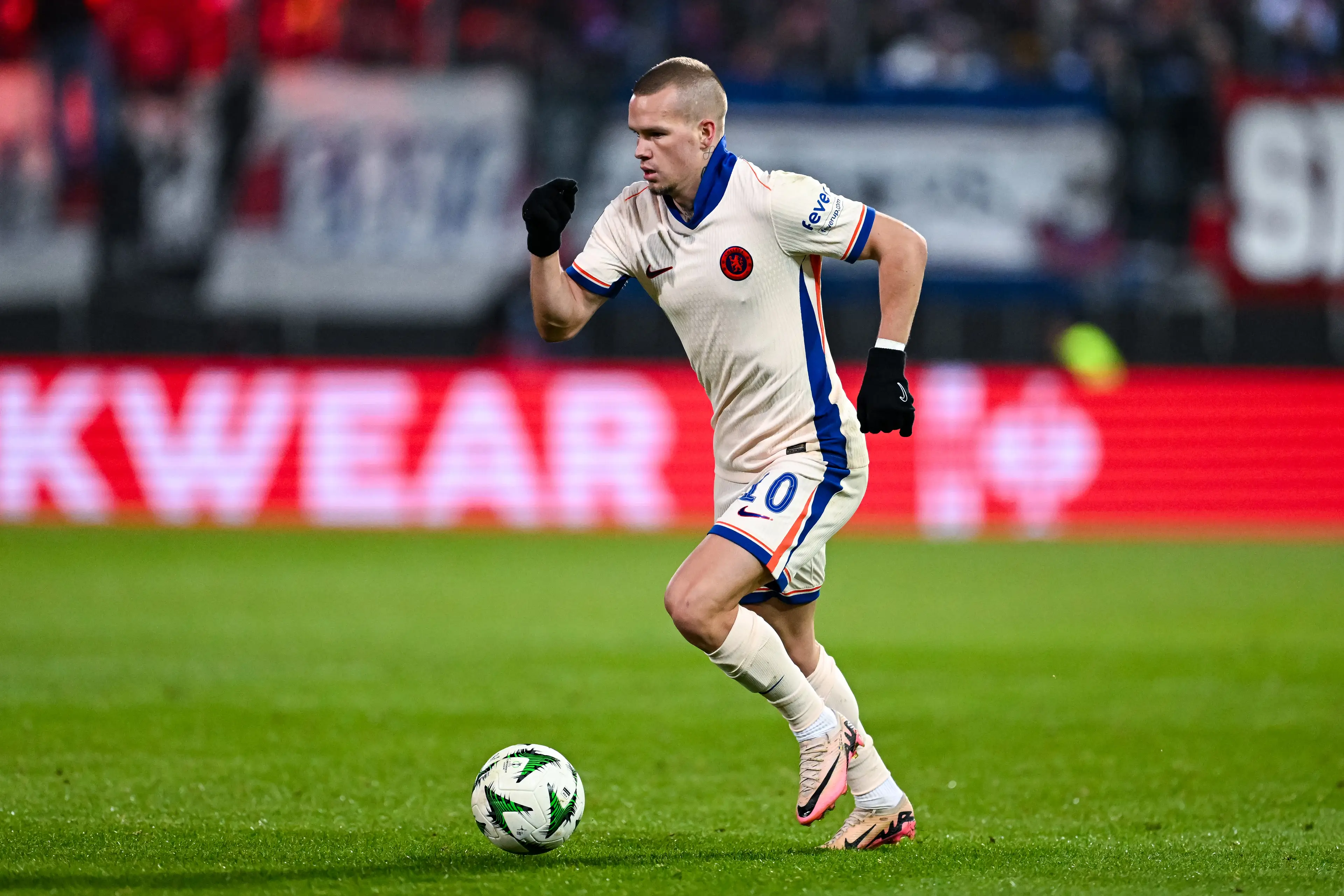 Mykhailo Mudryk last played for Chelsea back in November 2024. Image: Getty