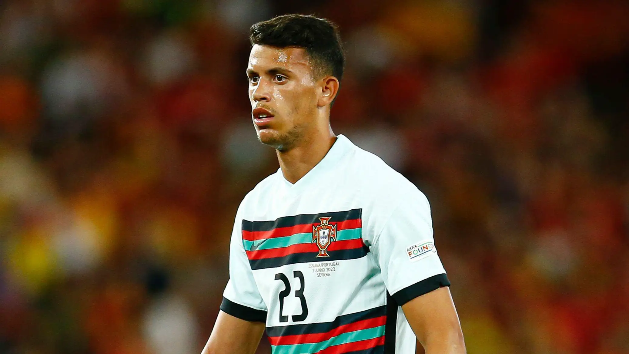 £40m star could be available for Liverpool and Man City this summer