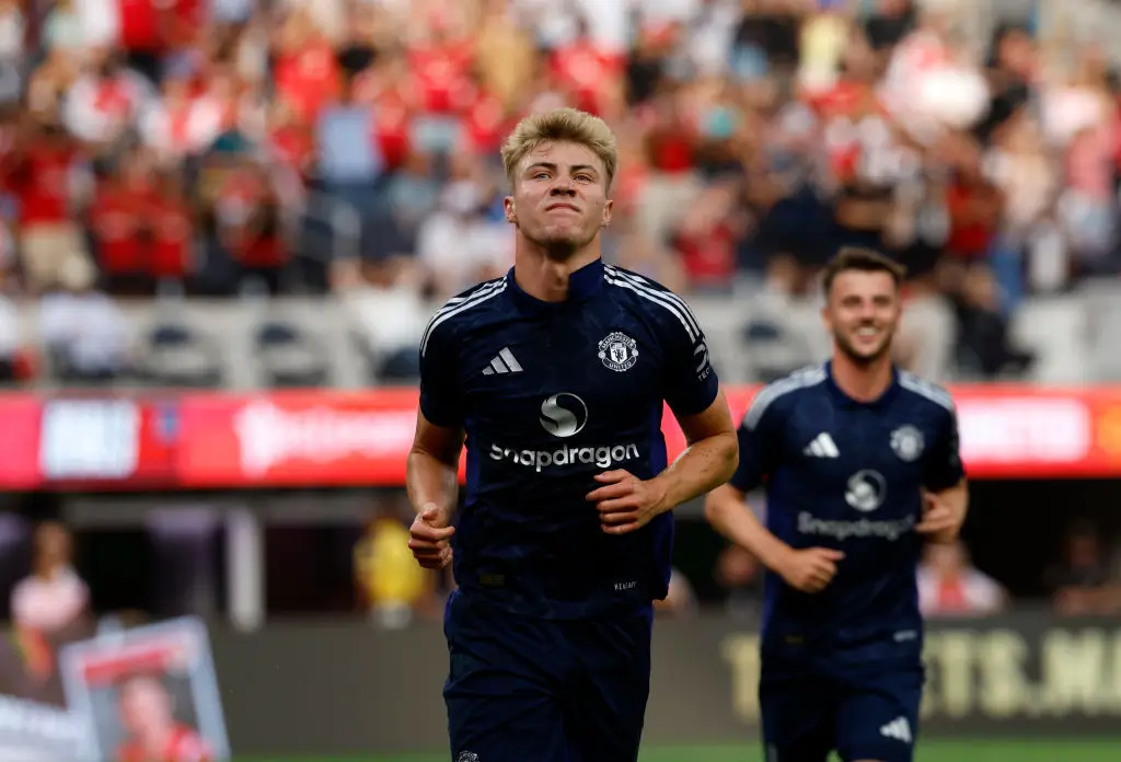 Hojlund suffered an injury in United's defeat to Arsenal (Image: Getty)