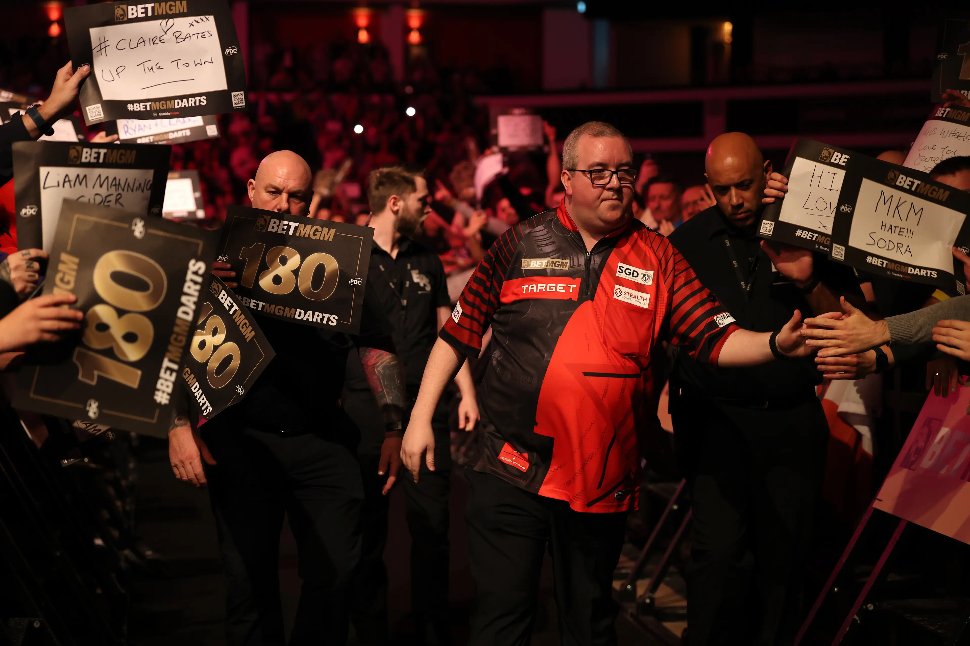 Bunting would "love" to take part in a Royal Rumble-style darts event. Image credit: Getty