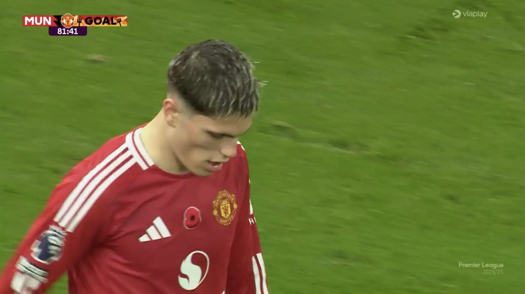 Alejandro Garnacho did not celebrate his fine goal against Leicester City. Image: Getty