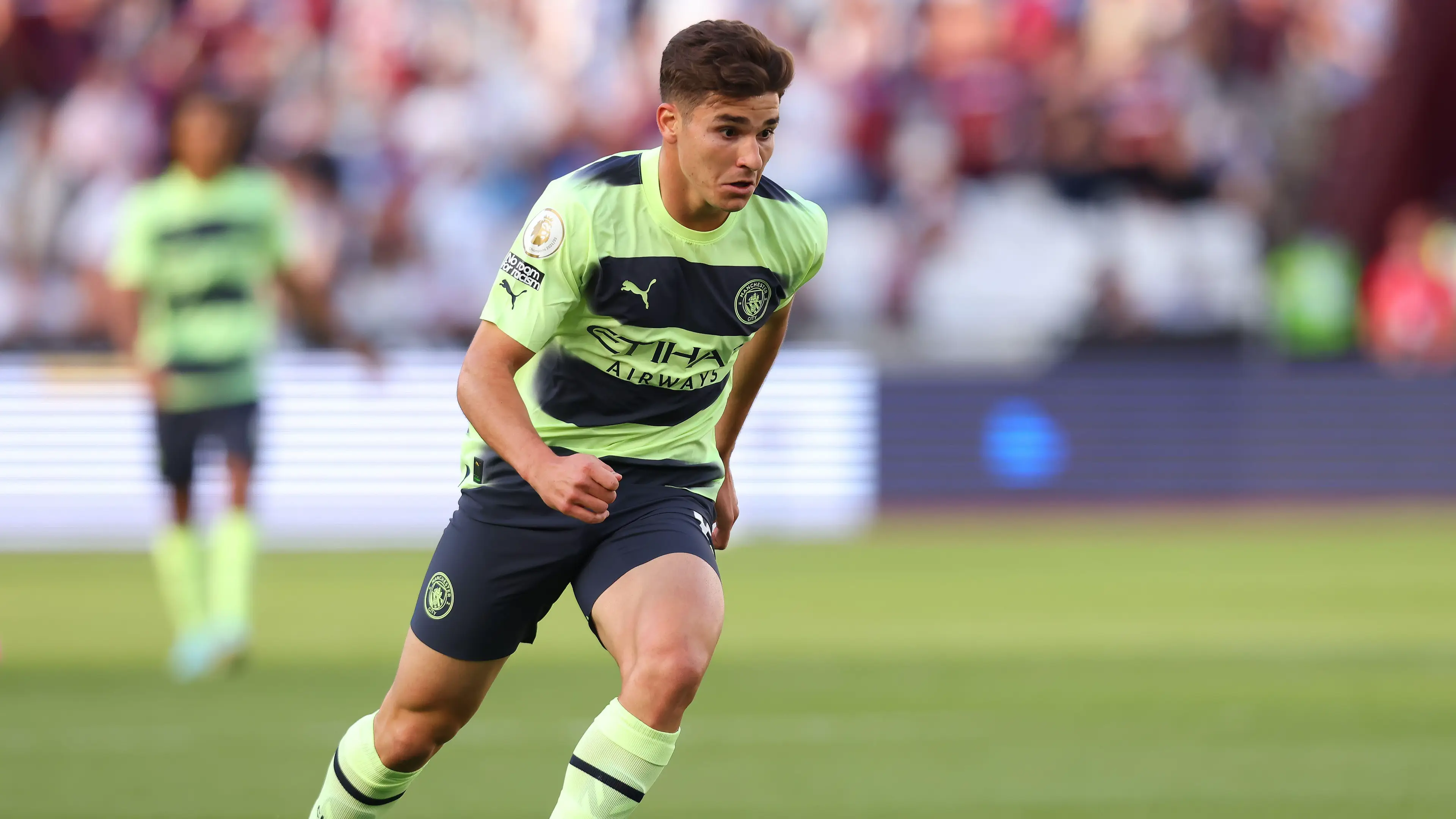 Julian Alvarez reveals conversations with Sergio Aguero over Manchester City move