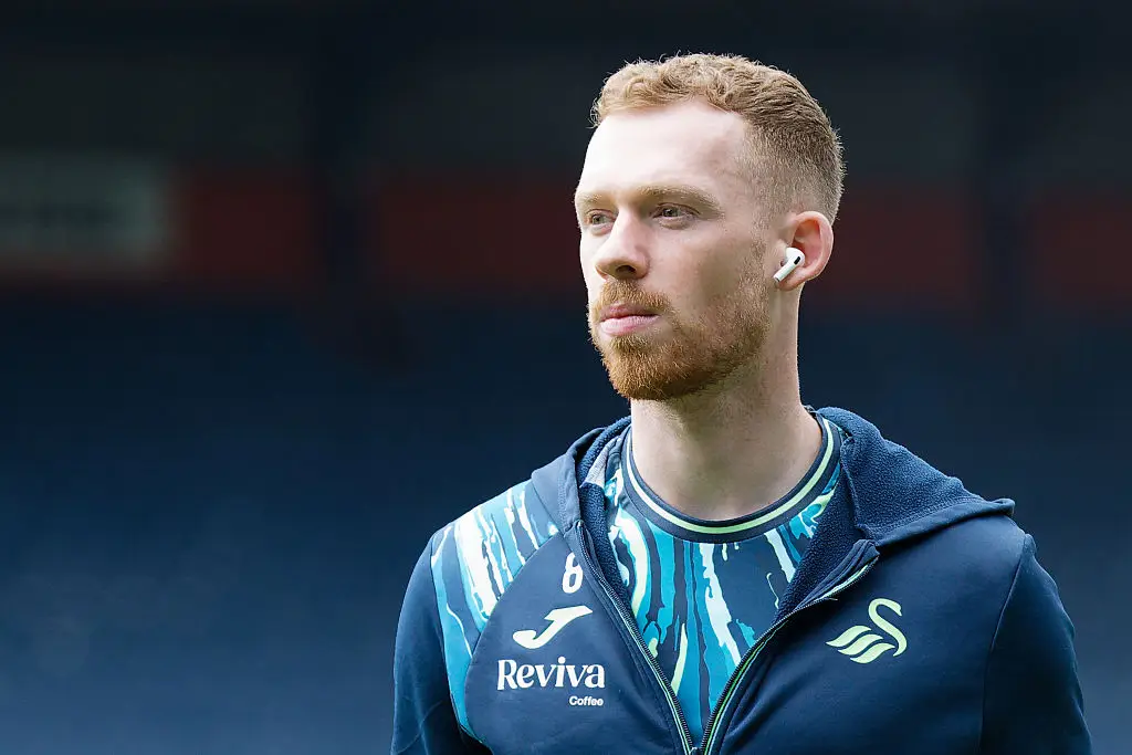 Lewis O'Brien is currently on loan with Swansea City. (Image: Getty)