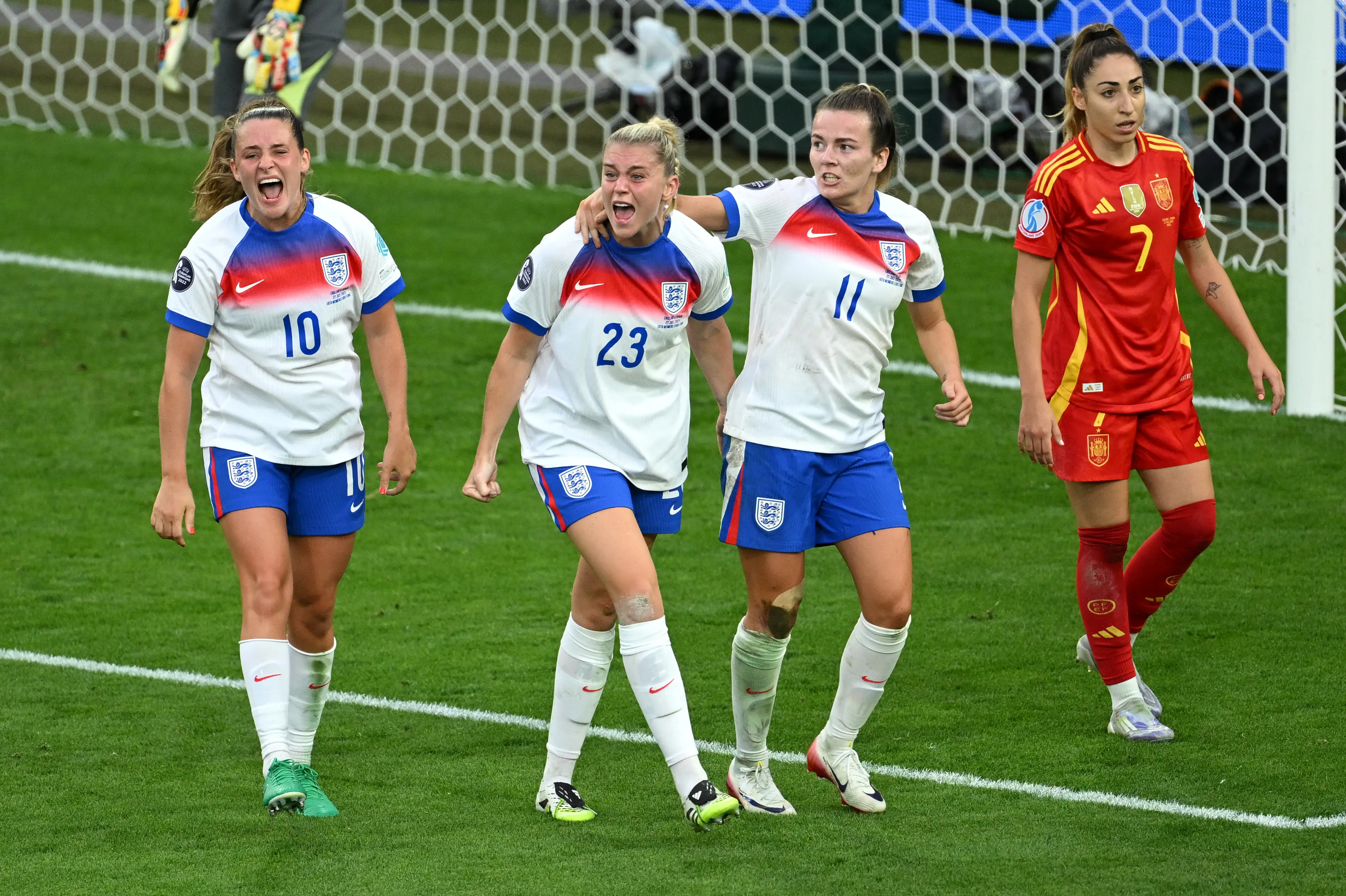 Alessia Russo's well-taken equaliser took the game to extra-time. (Image: Matthias Hangst / Staff via Getty)