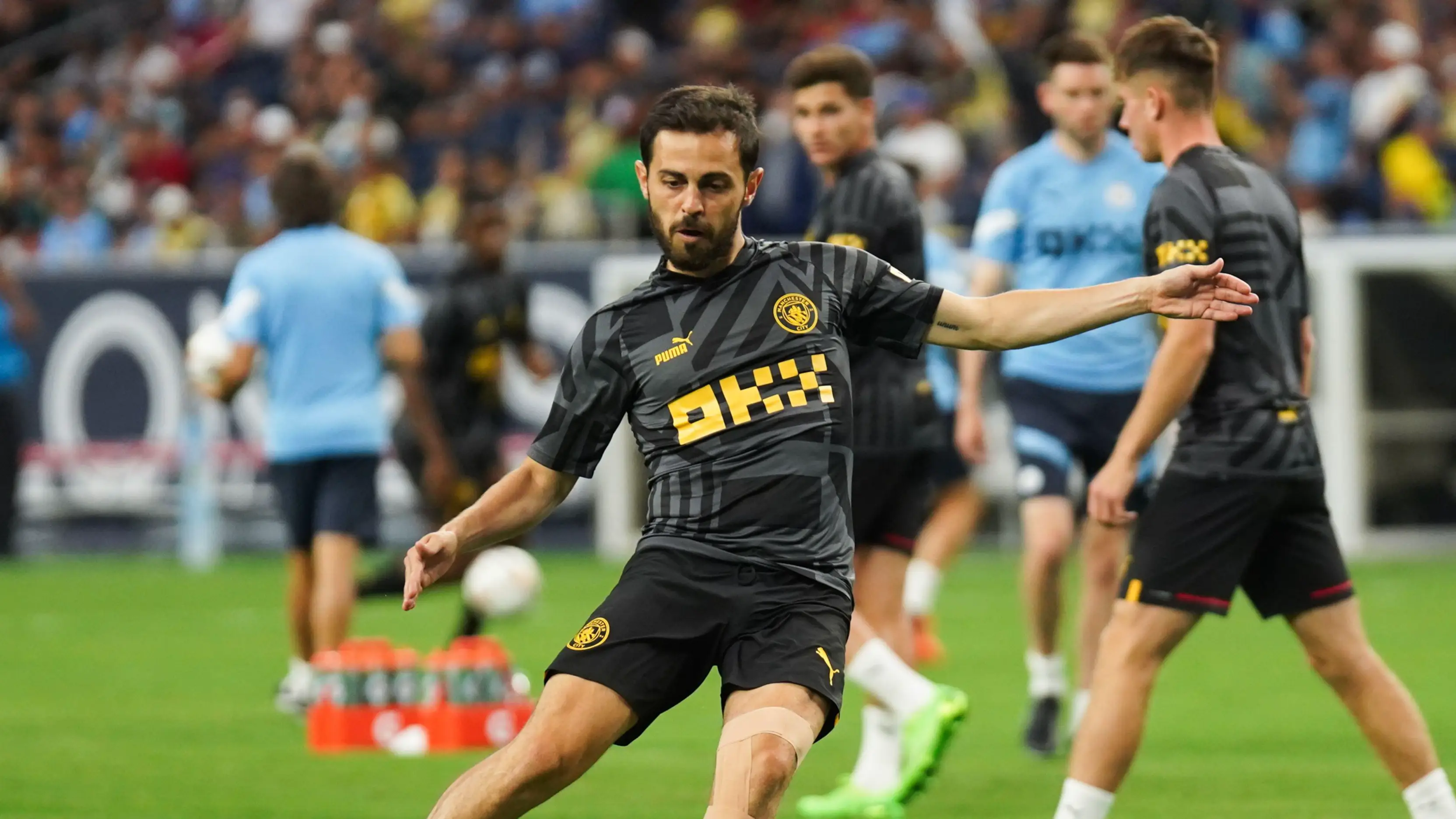 Manchester City agree transfer fee with Barcelona for Bernardo Silva