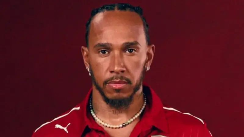 F1 fans spot major issue with Lewis Hamilton's official Ferrari gear as new pictures published