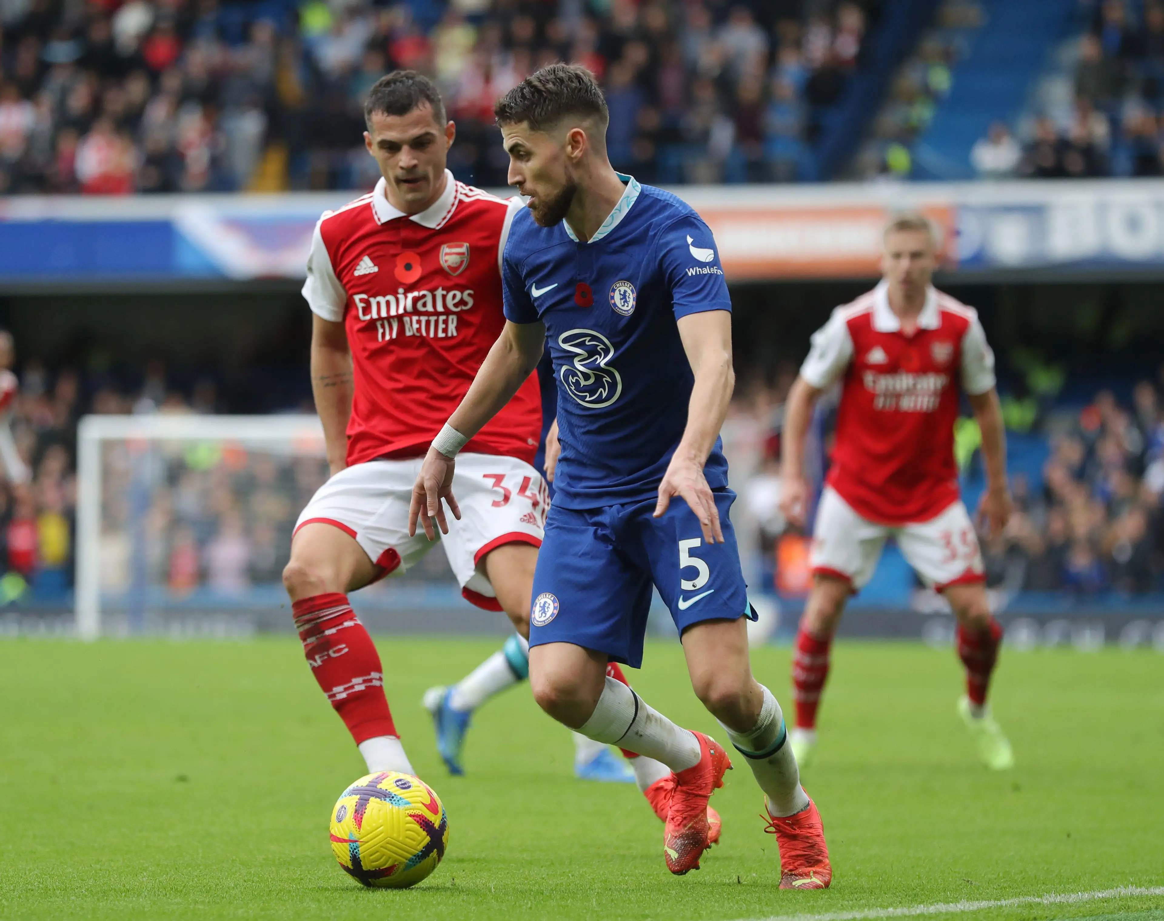 Jorginho on the ball against Arsenal. (Alamy)