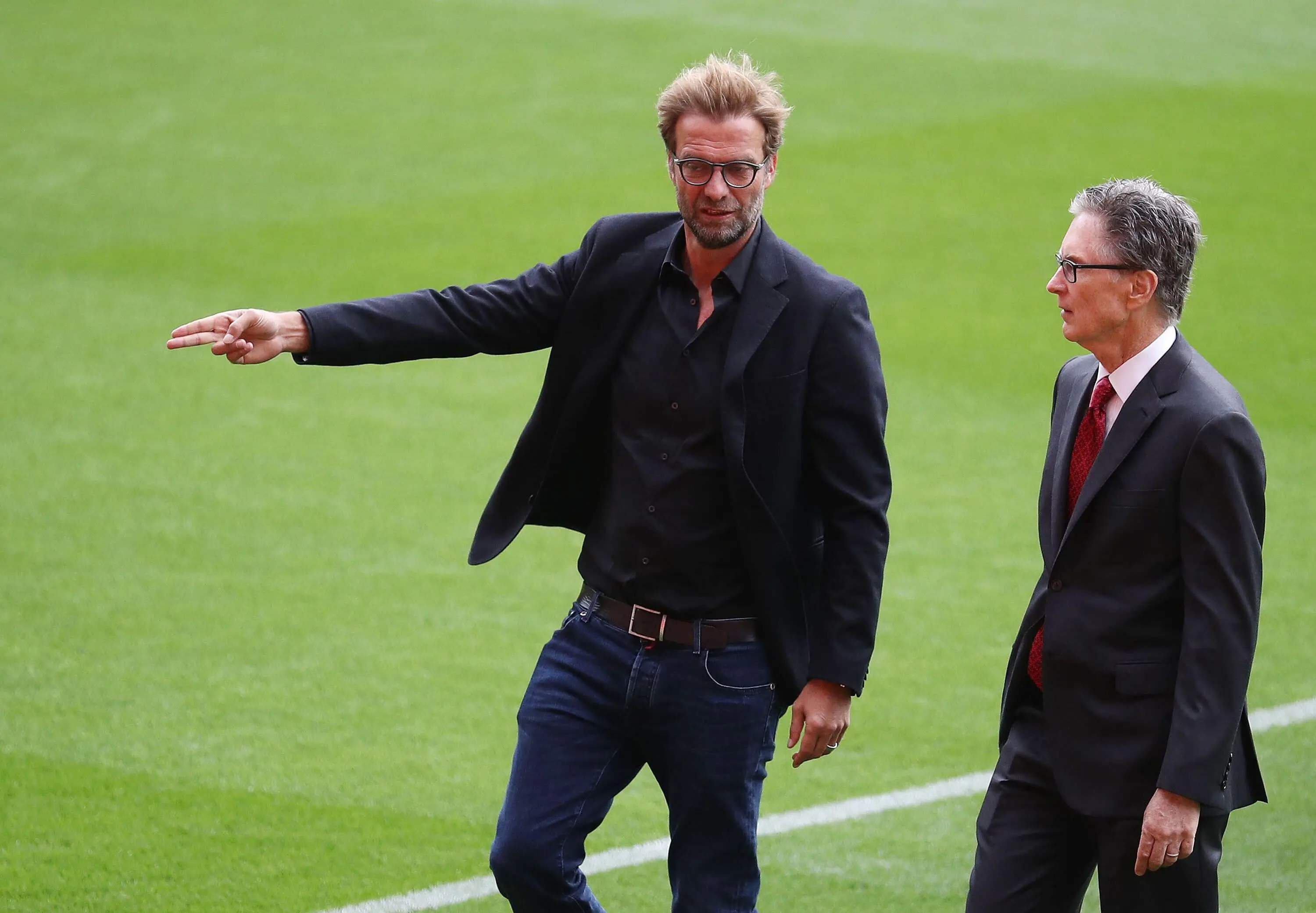 Klopp with John W. Henry, principal owner of Liverpool, in 2016. (Image