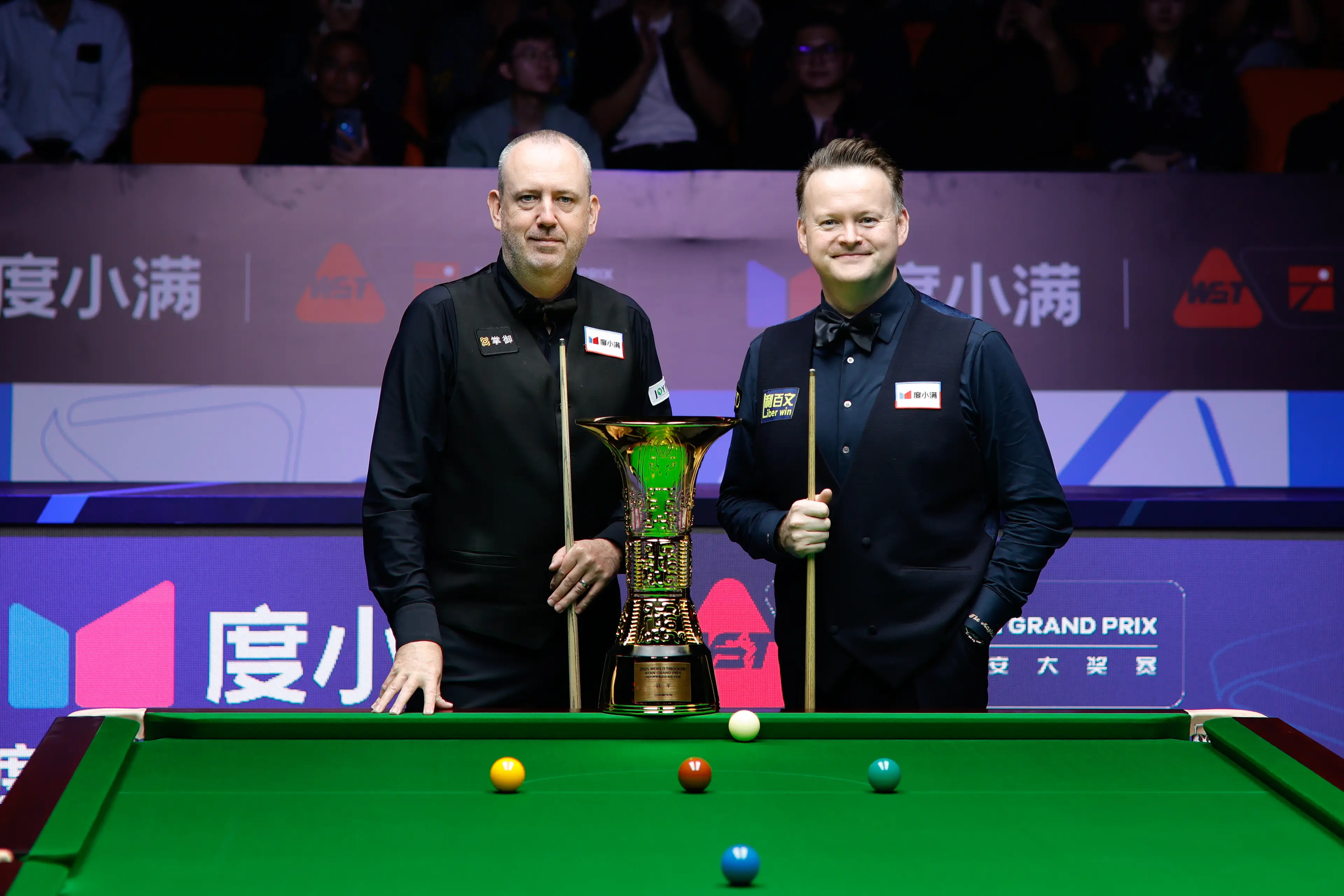 Mark Williams and Shaun Murphy. Image: Tai Chengzhe / Contributor via Getty