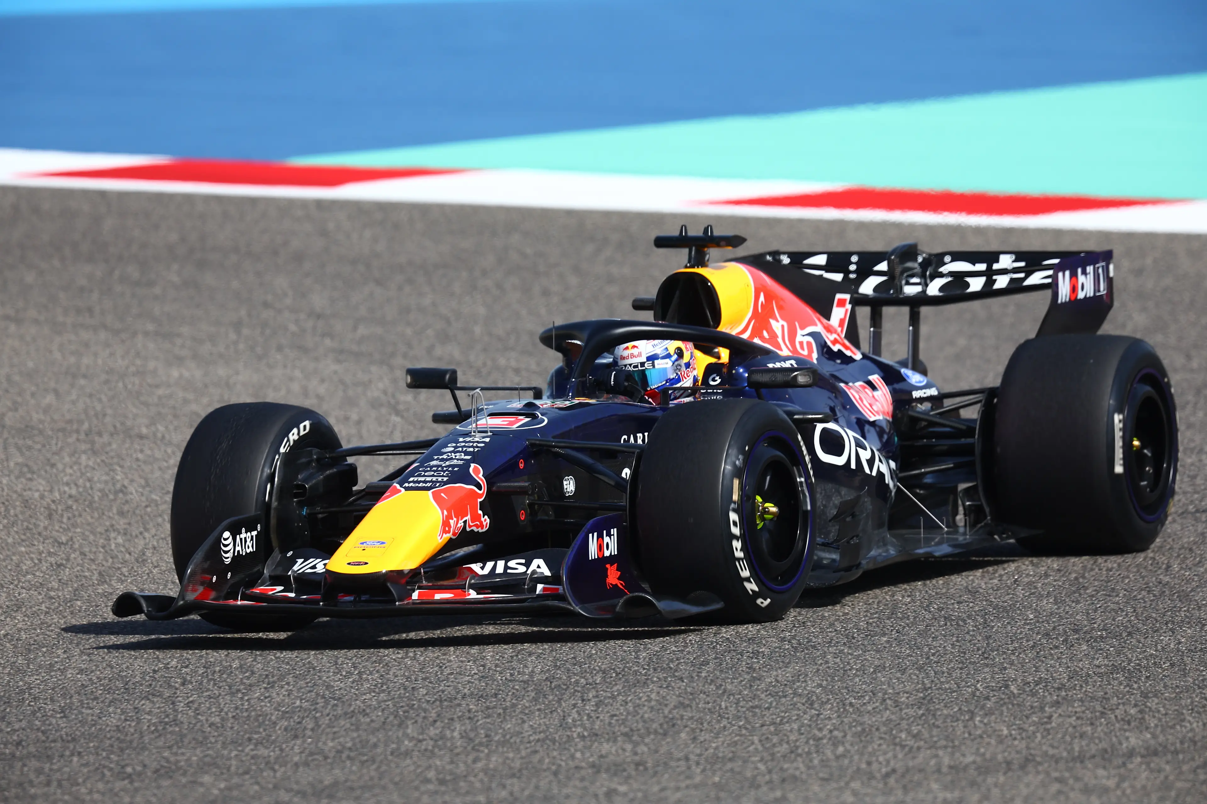 Max Verstappen in action in Bahrain. Image: Getty