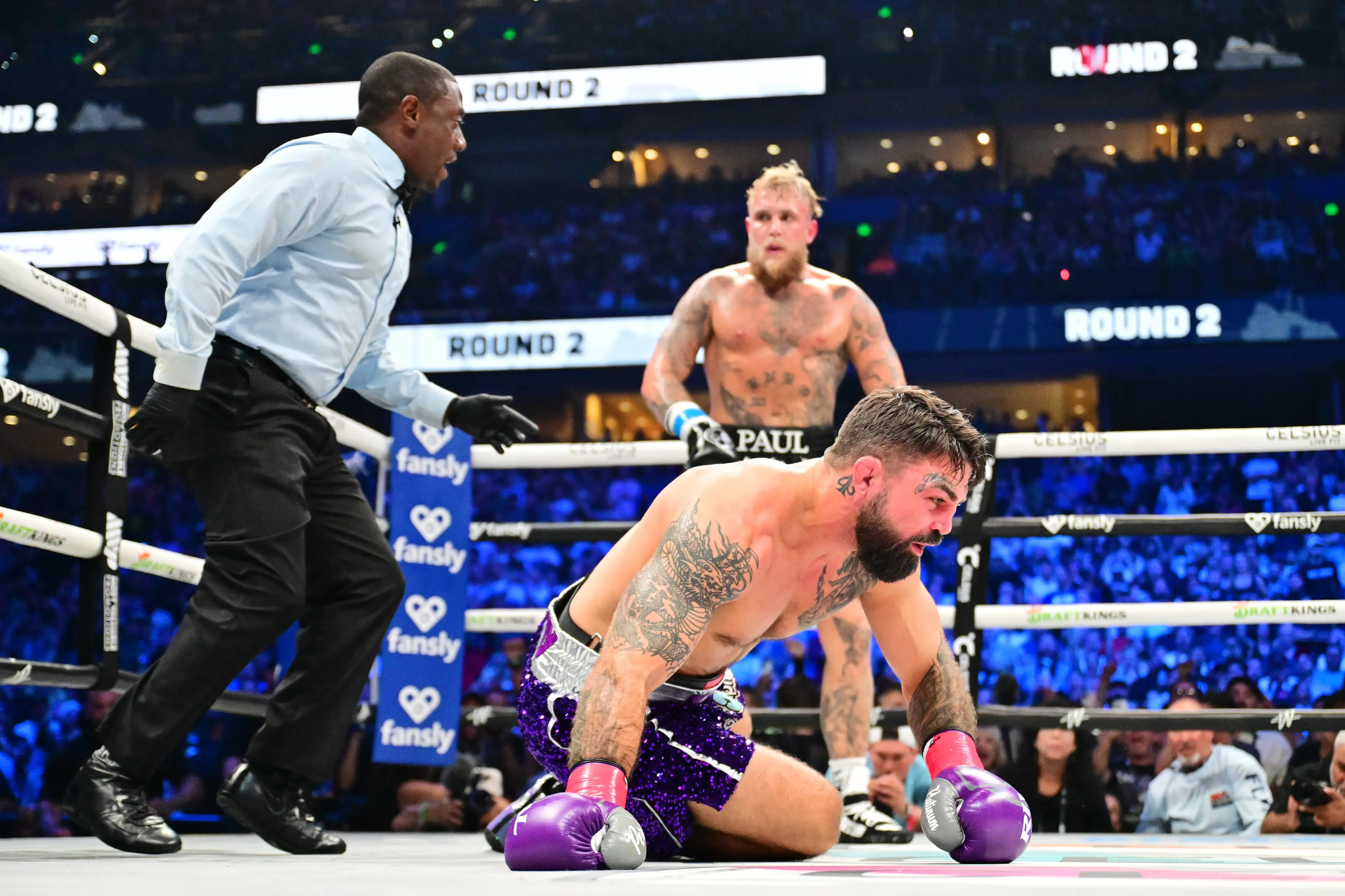 Jake Paul beat Mike Perry in the boxing ring. (Image: Getty)