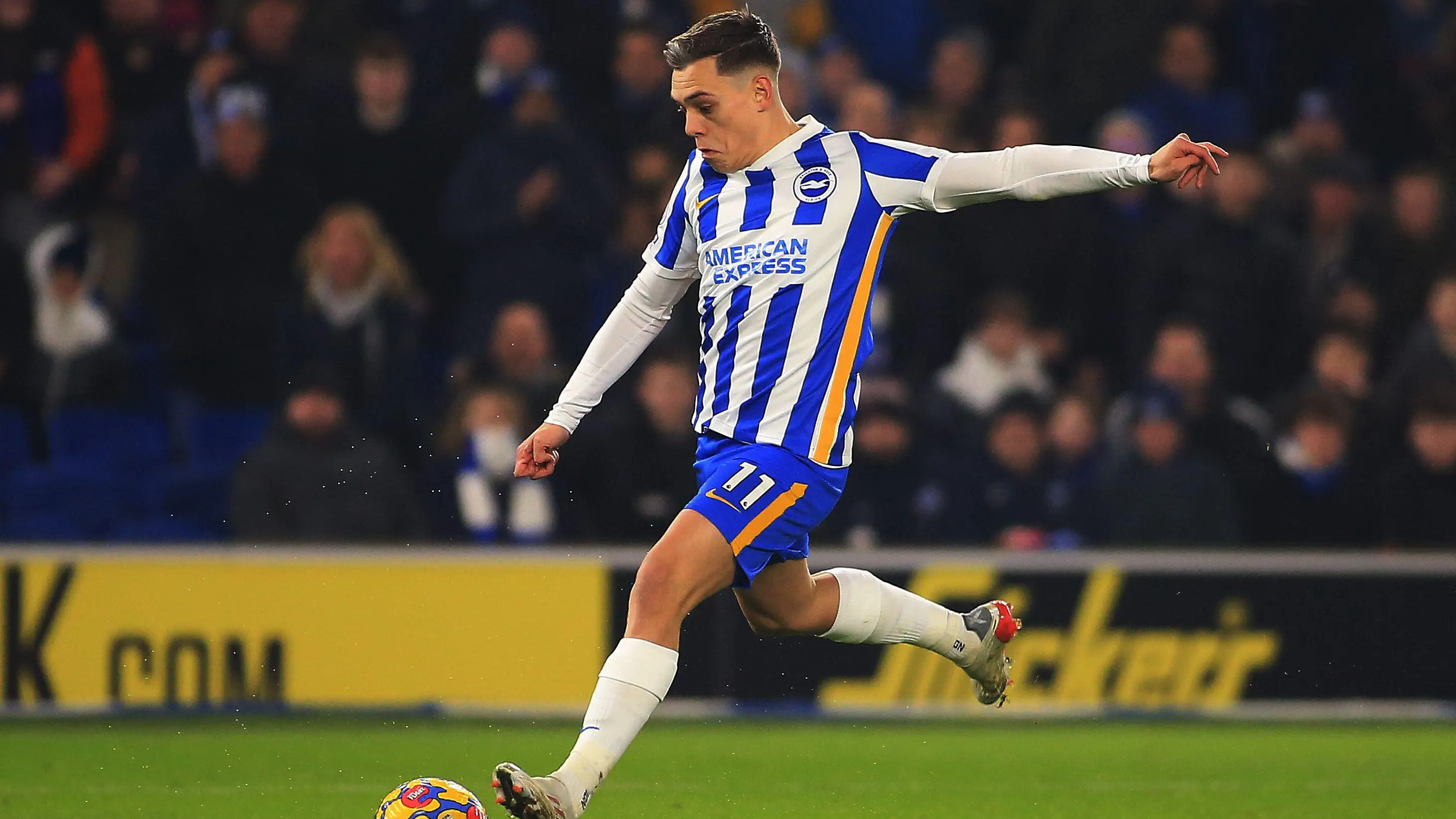 If Erik Ten Hag Wants A Versatile Forward, This Premier League Star Fits The Bill