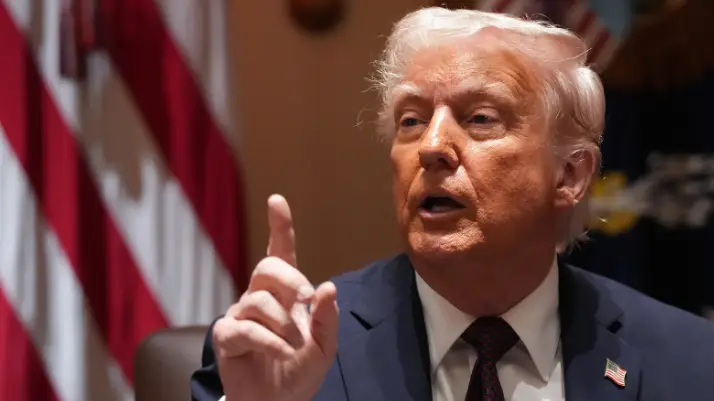 Donald Trump wanted comedian 'deported' after he embarrassed the US President on golf course