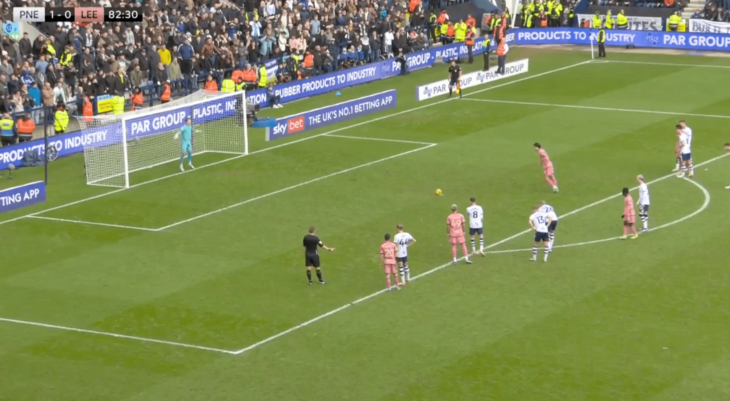 The previous Sky graphic has been changed (Image: Sky Sports)