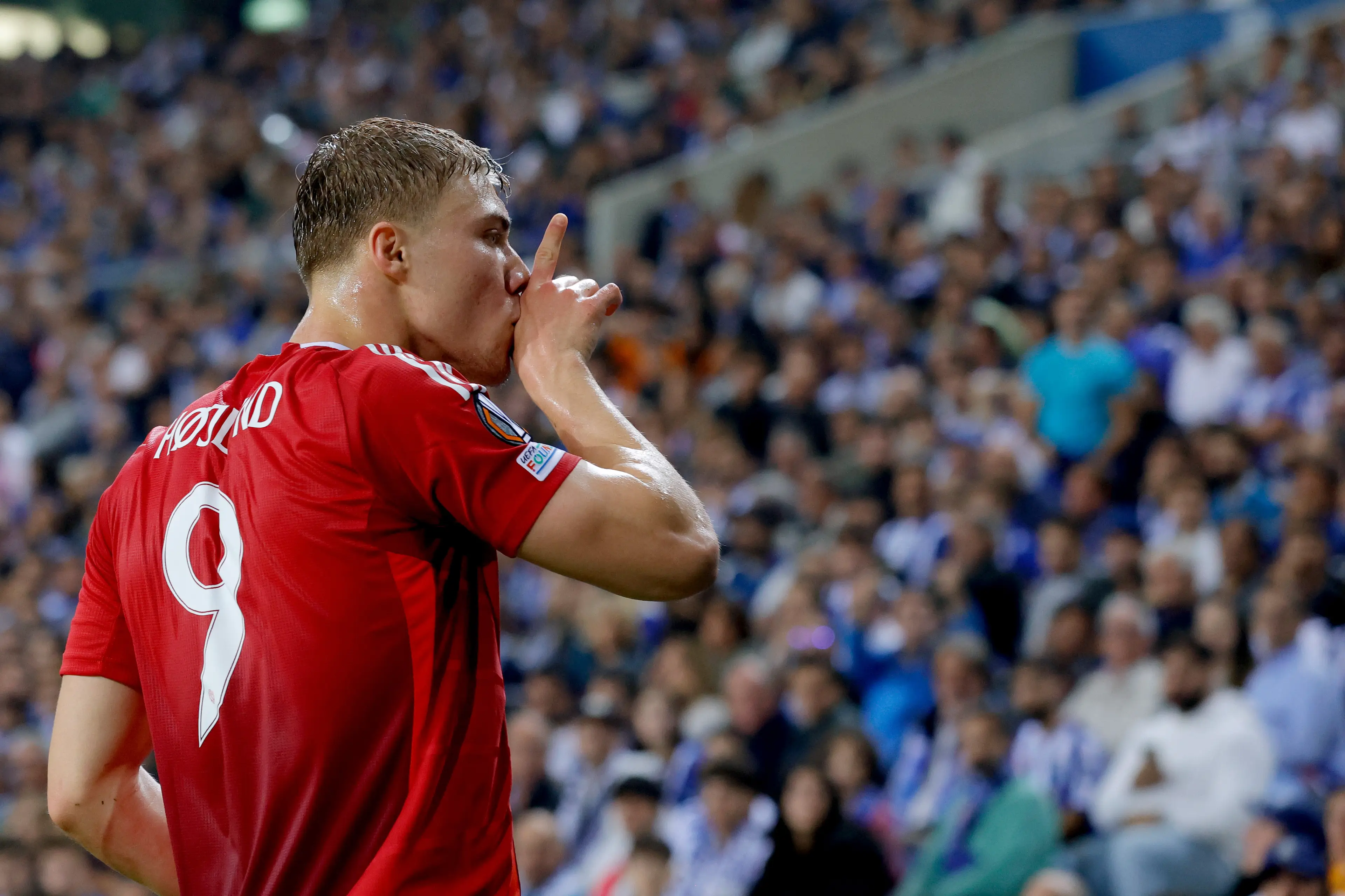 Rasmus Hojlund celebrates his goal against Porto. Image: Getty
