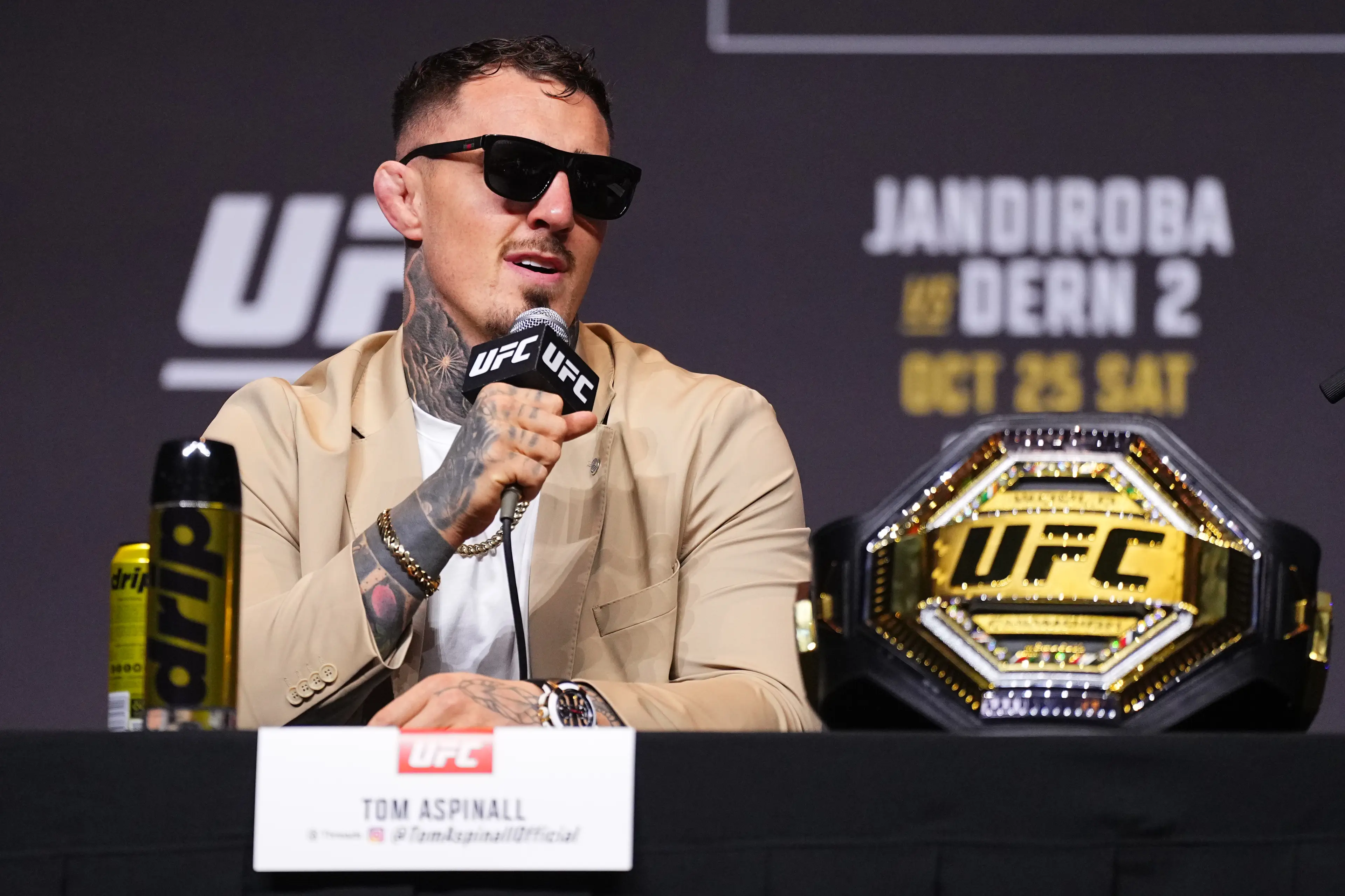 Tom Aspinall defends his UFC heavyweight title against Ciryl Gane at UFC 321. Image: Getty 