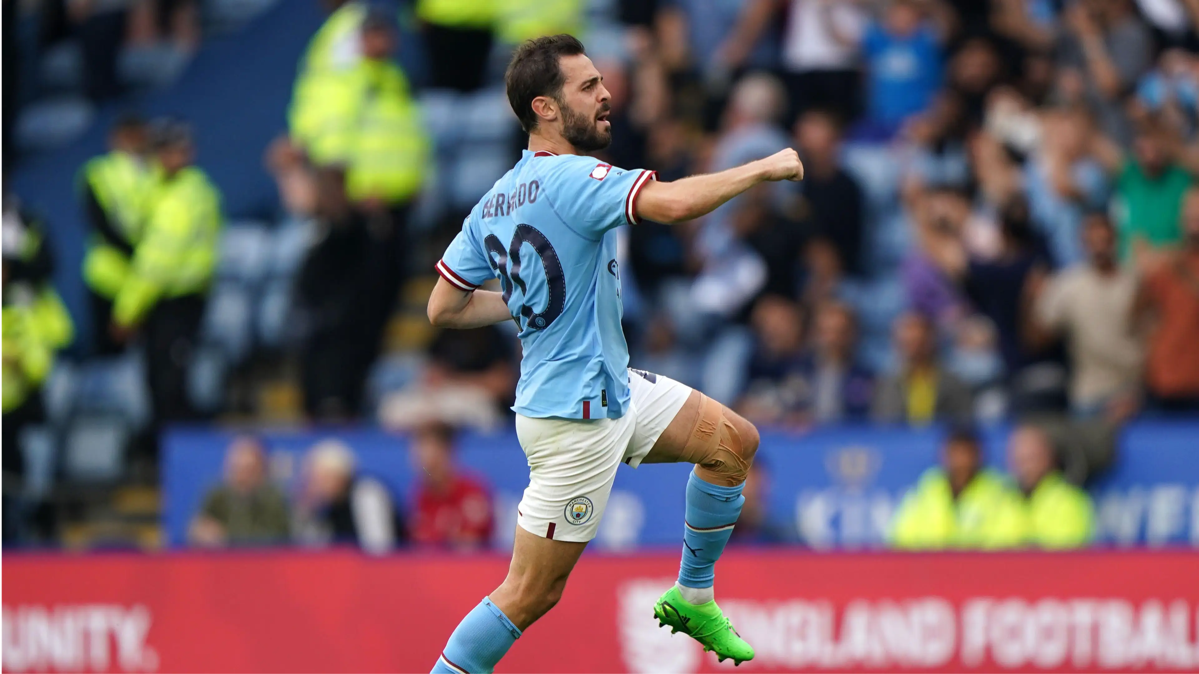 Bernardo Silva in Community Shield action (PA Images / Alamy)